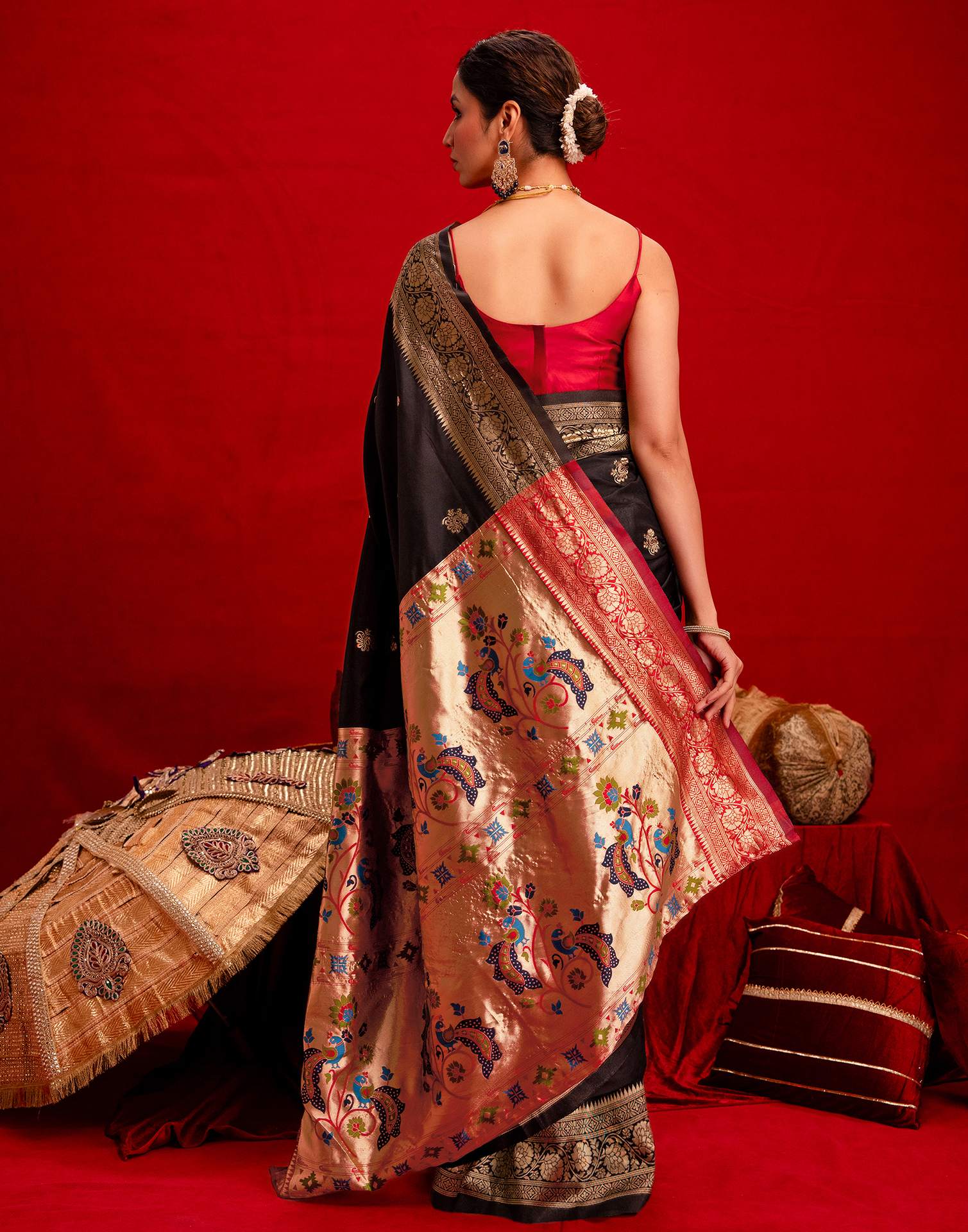 Black Silk Woven Paithani Saree
