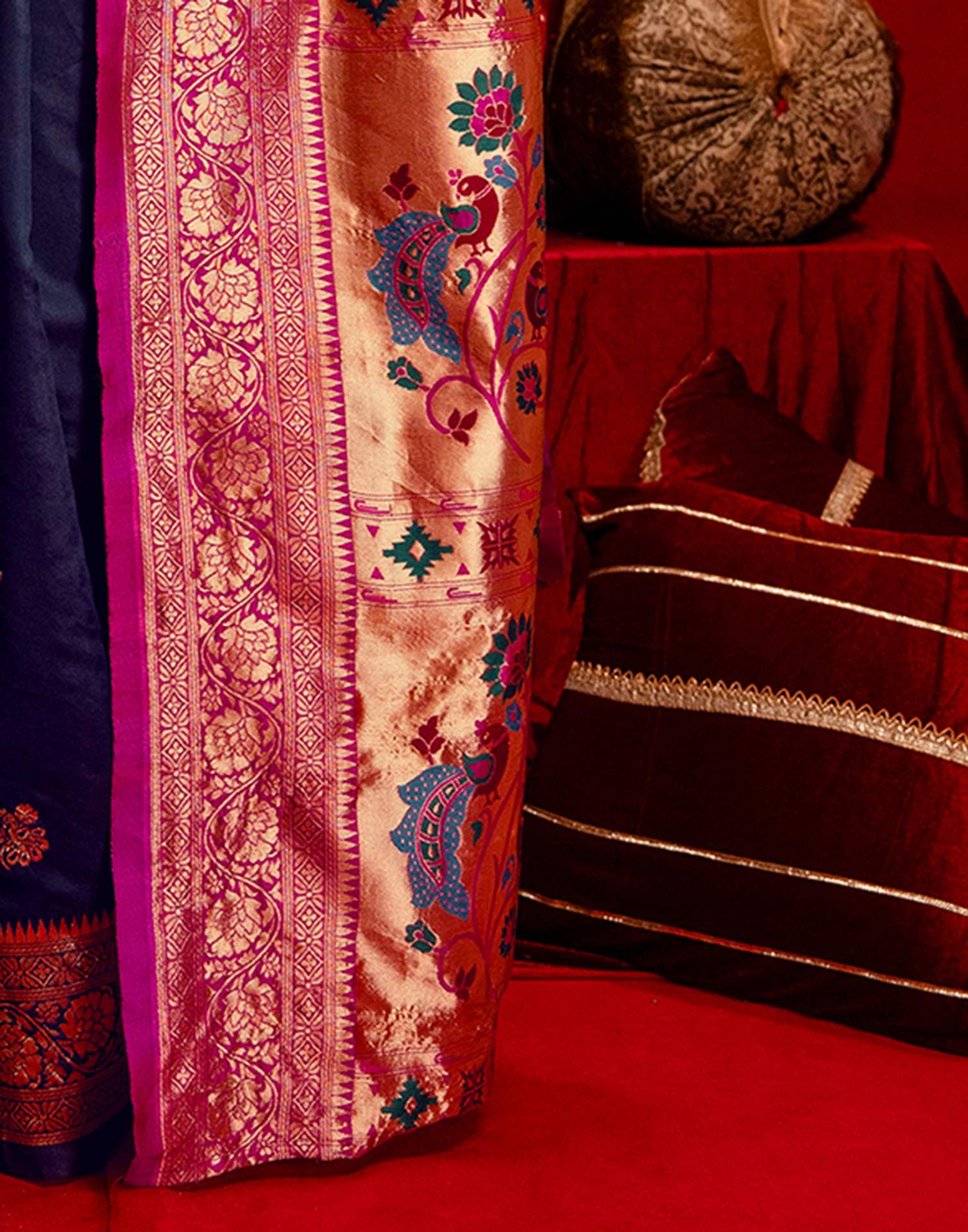 Navy Blue Silk Woven Paithani Saree