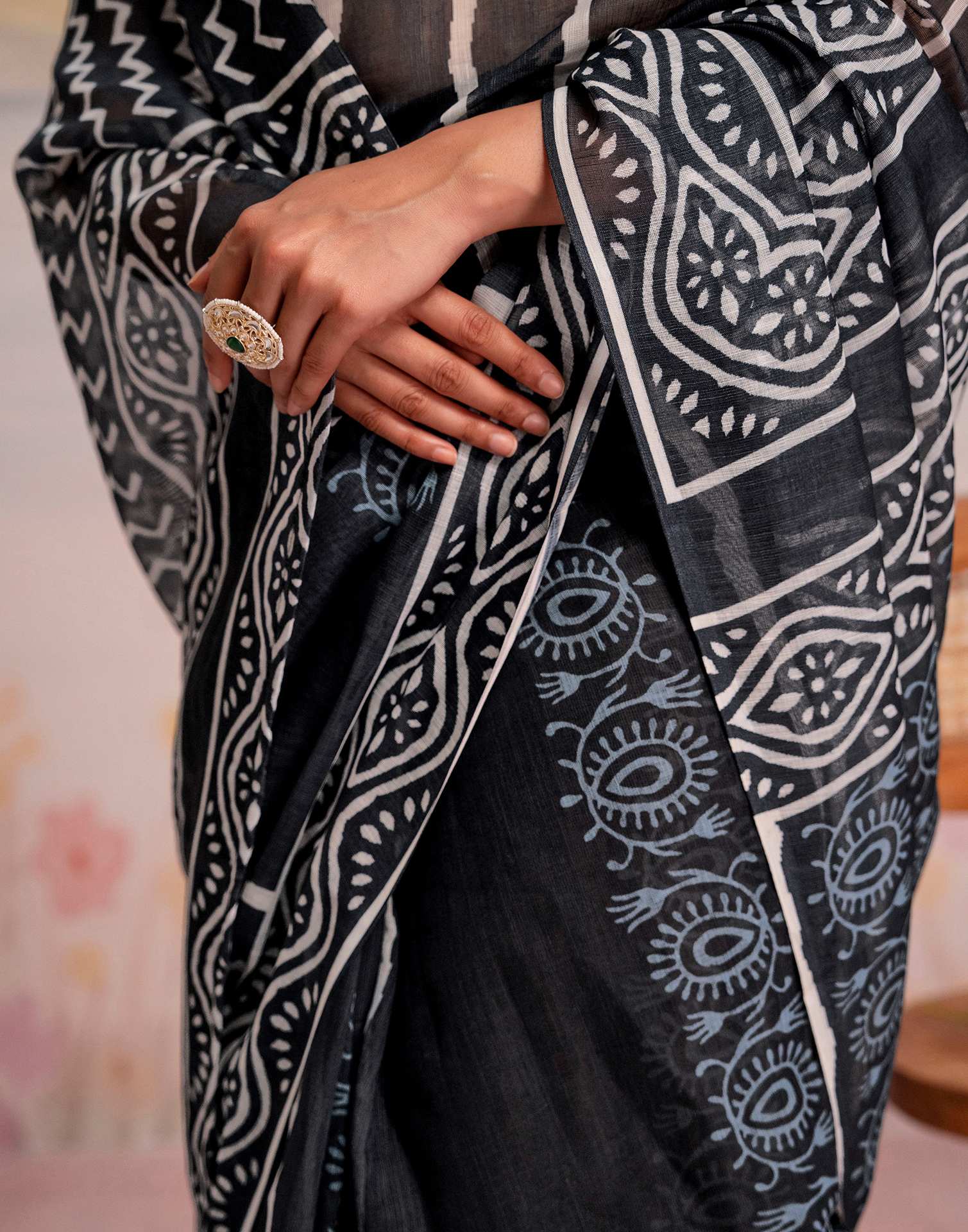 Ready To Wear Navy Blue Linen Printed Saree