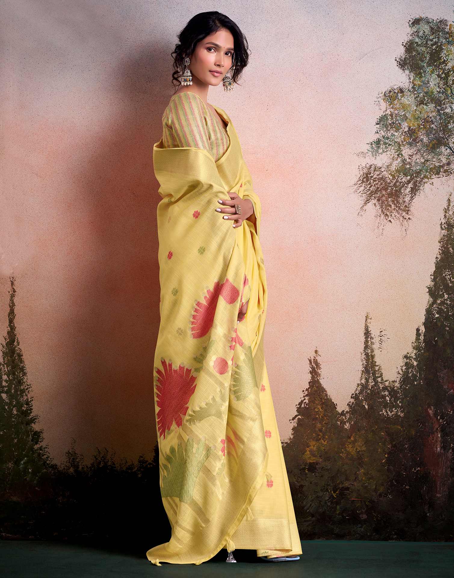 Light Yellow Linen Silk Woven Printed Saree