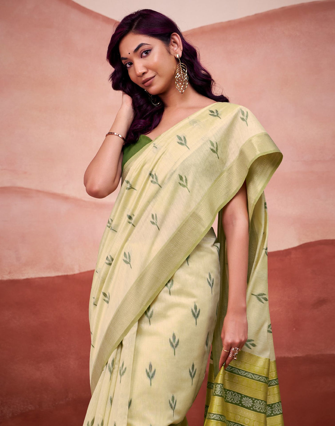 Light Pista Green Cotton Woven Printed Saree