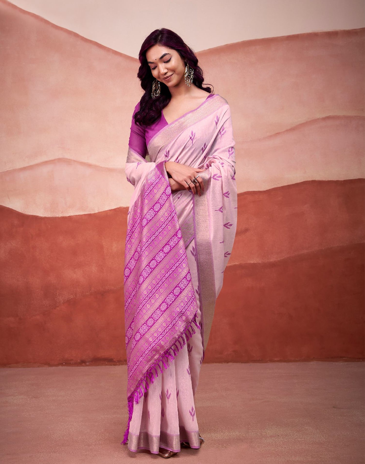 Baby Pink Cotton Woven Printed Saree
