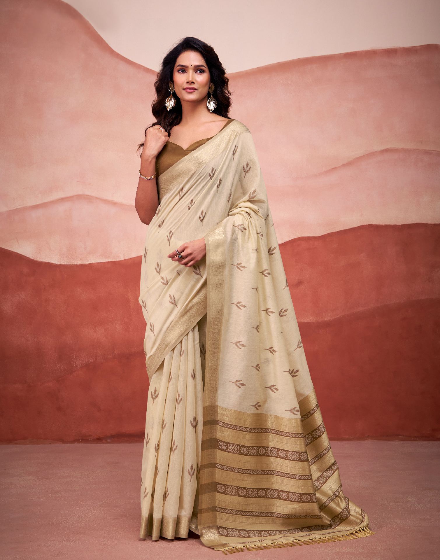 Beige Cotton Woven Printed Saree