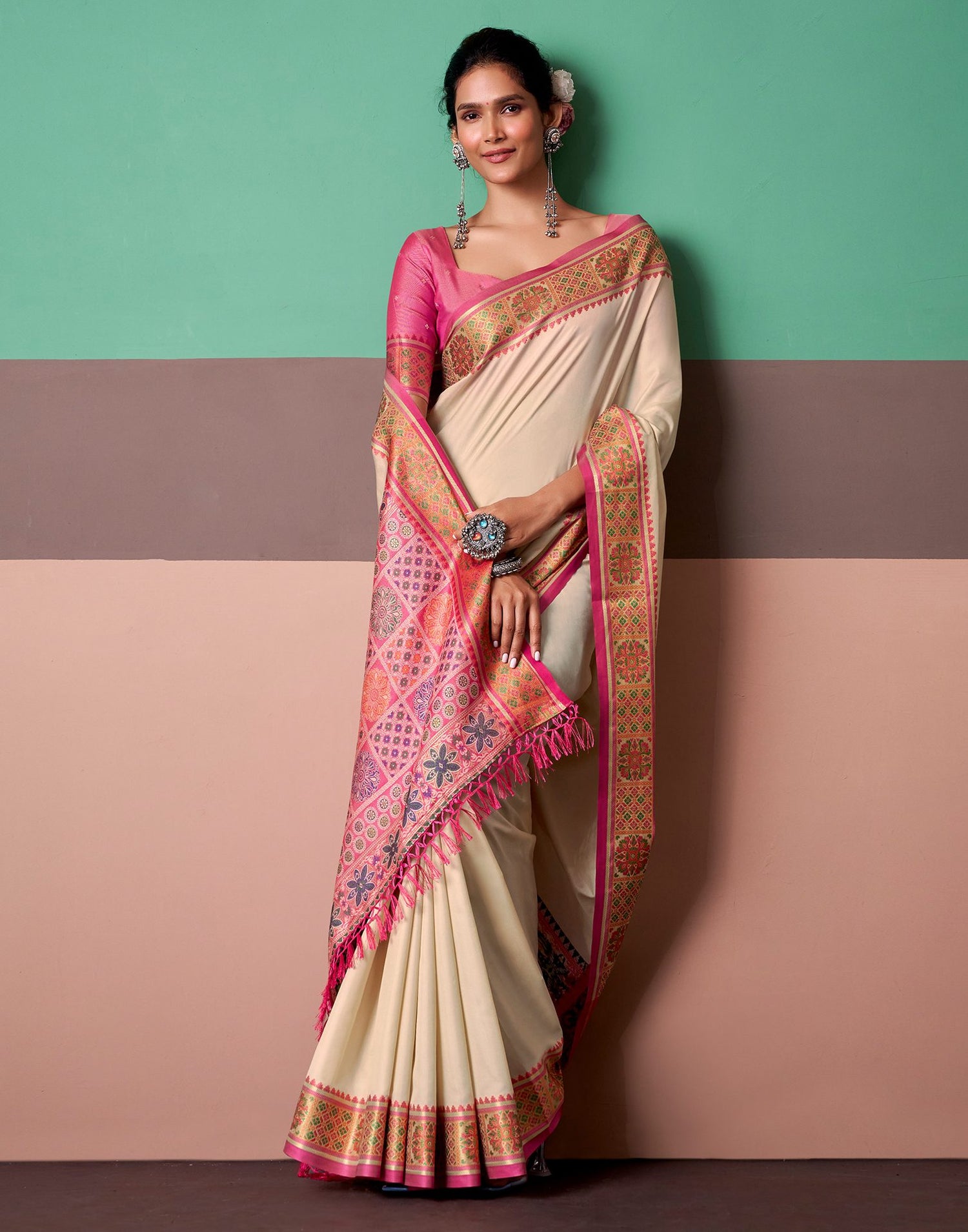 Cream Silk Woven Patola Saree