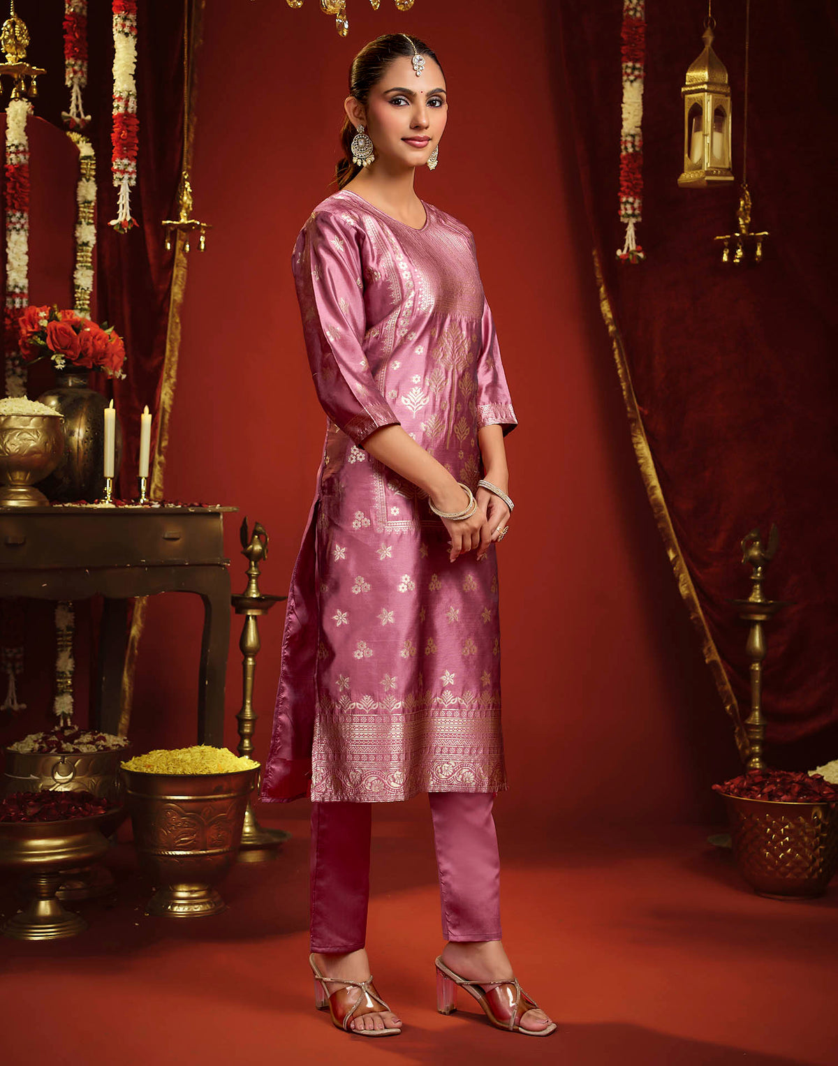 Dusty Rose Pink Silk Woven Straight Kurta Set With Dupatta