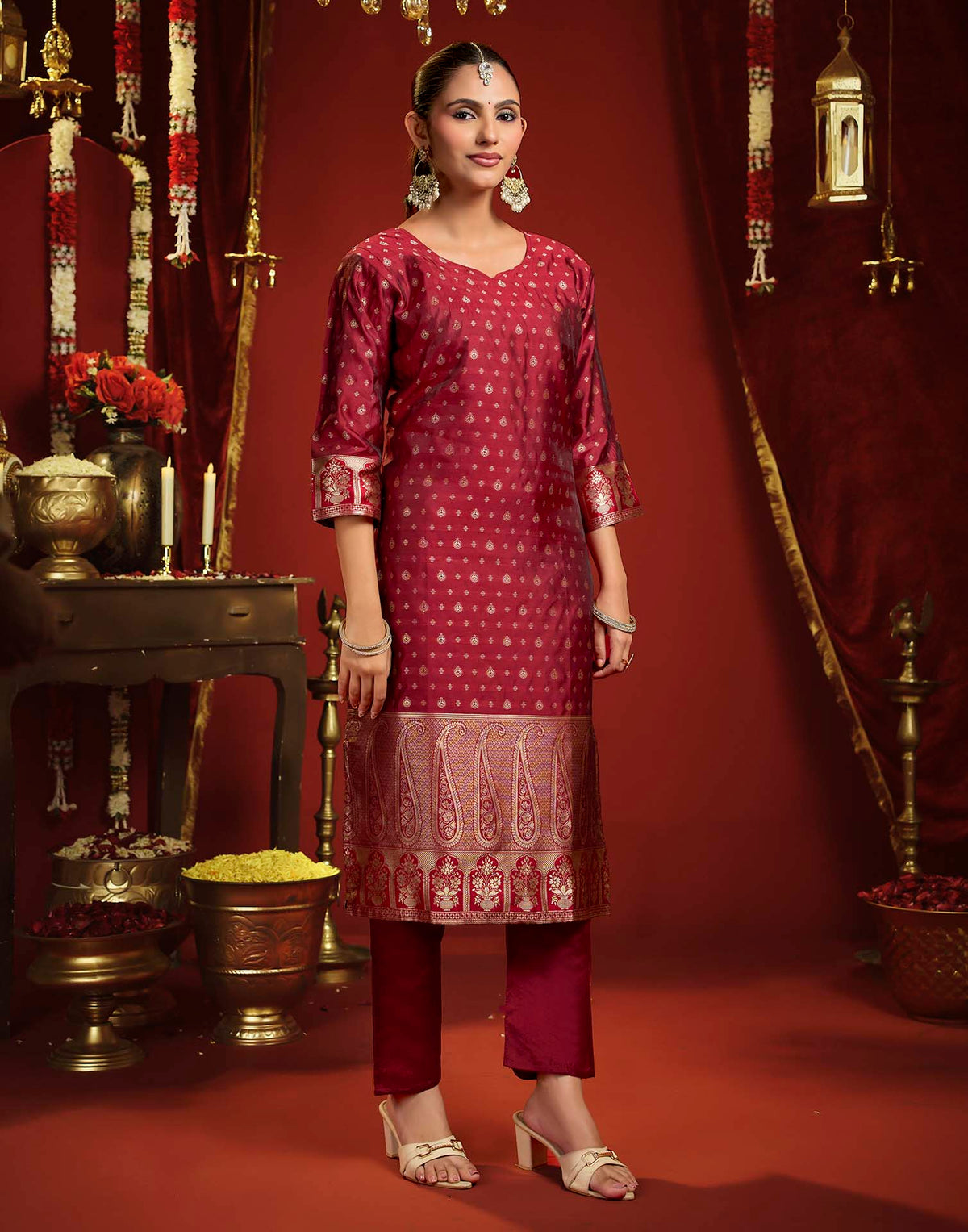 Maroon Silk Woven Straight Kurta Set With Dupatta