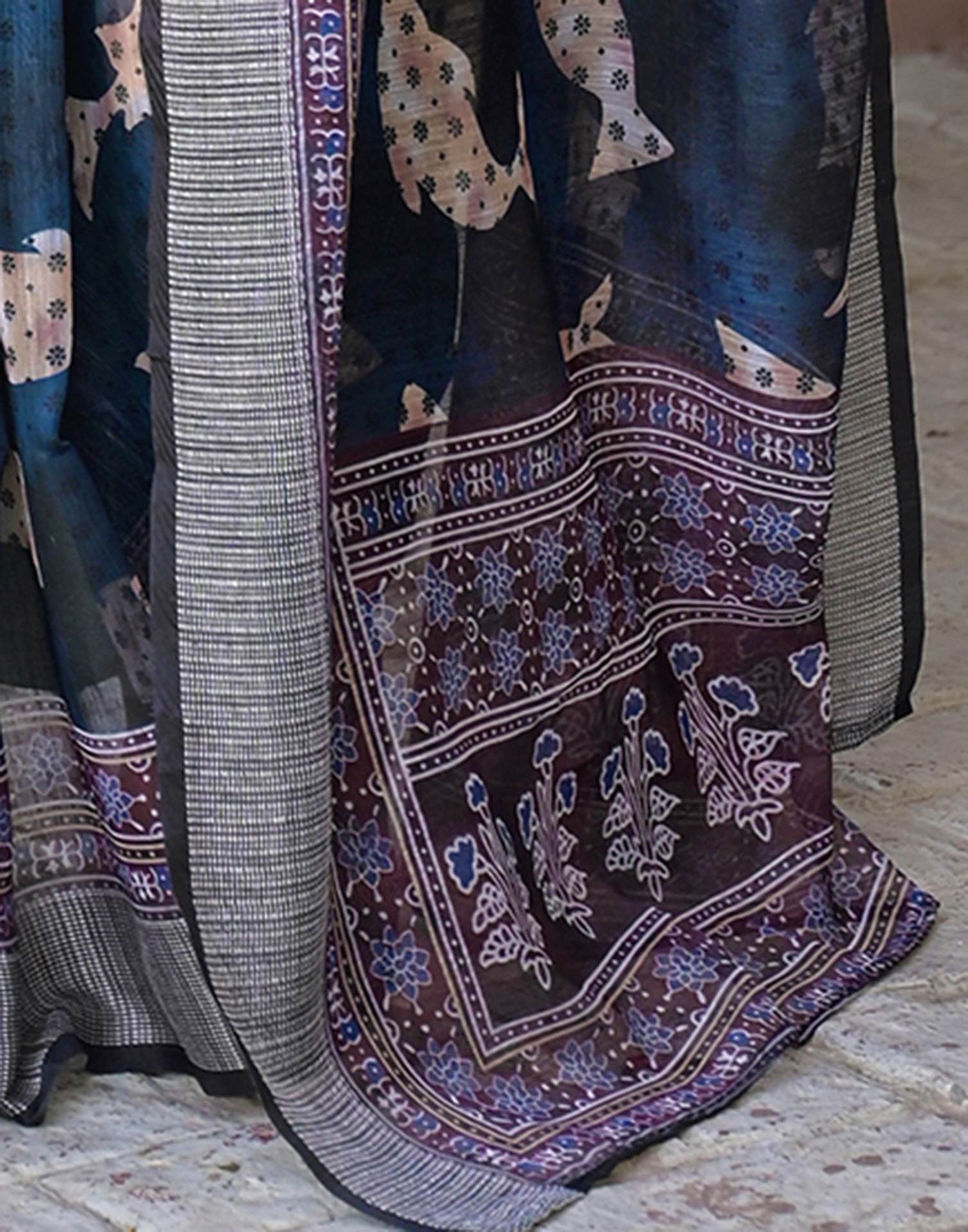 Ready To Wear Navy Blue Linen Printed Embroidery Border Saree