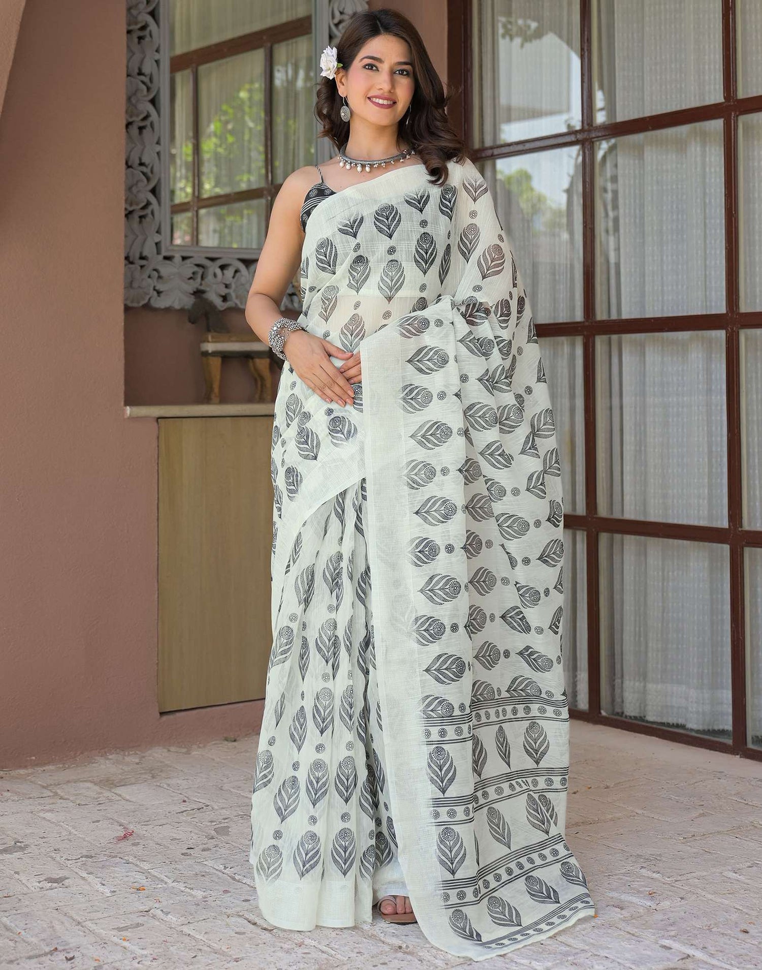 Ready To Wear Off White Linen Printed Embroidery Border Saree
