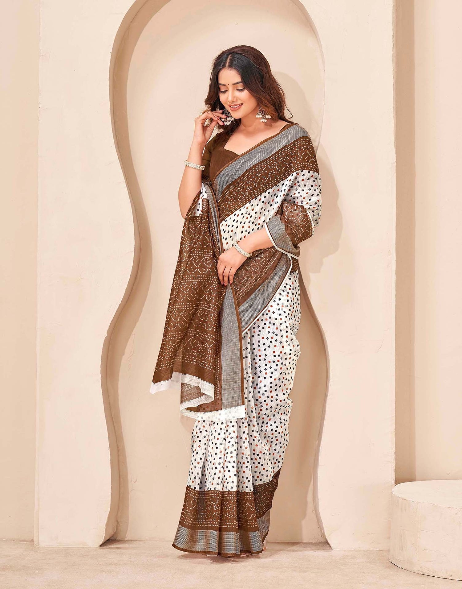 Brown Linen Bandhani Printed Saree