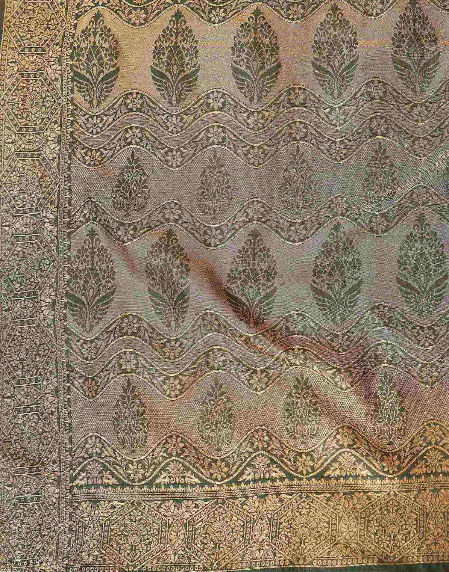 Pink Shimmer Silk Woven Banarasi Saree