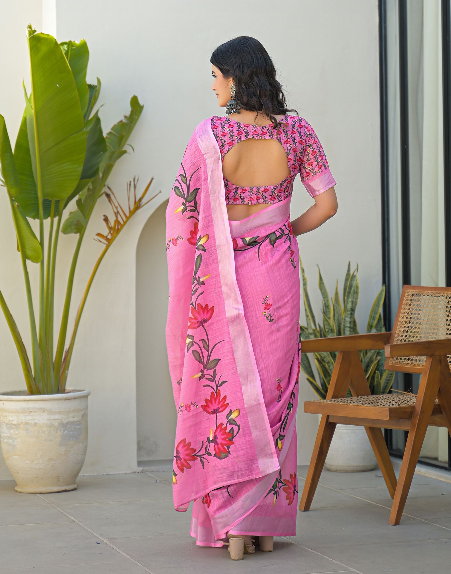 Pink Linen Floral Printed Saree