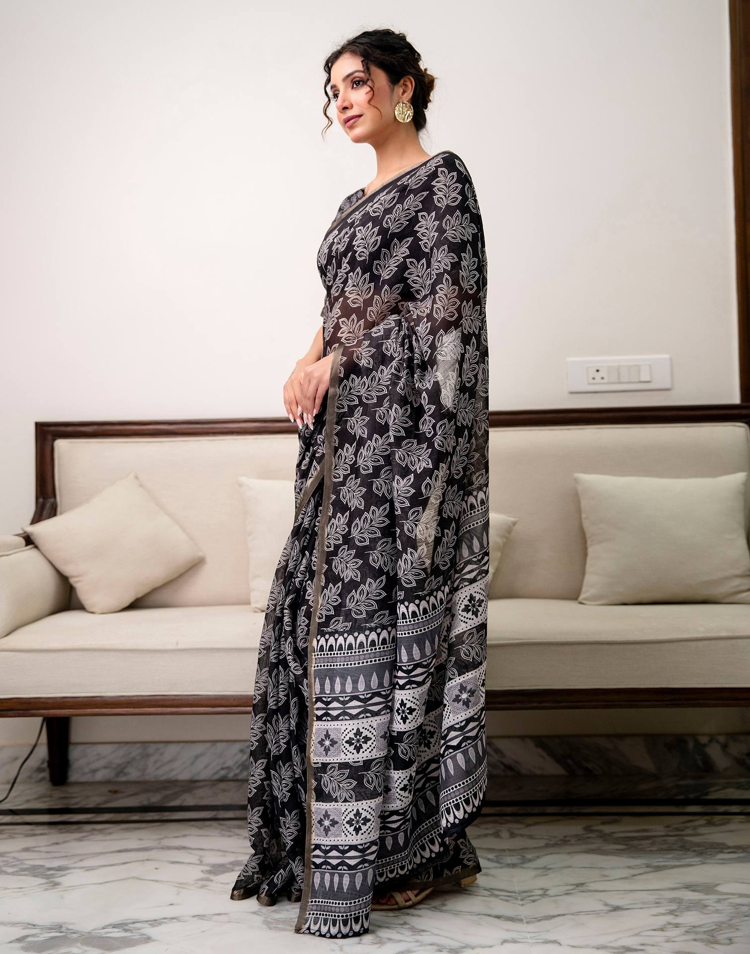 Black Linen Printed Saree