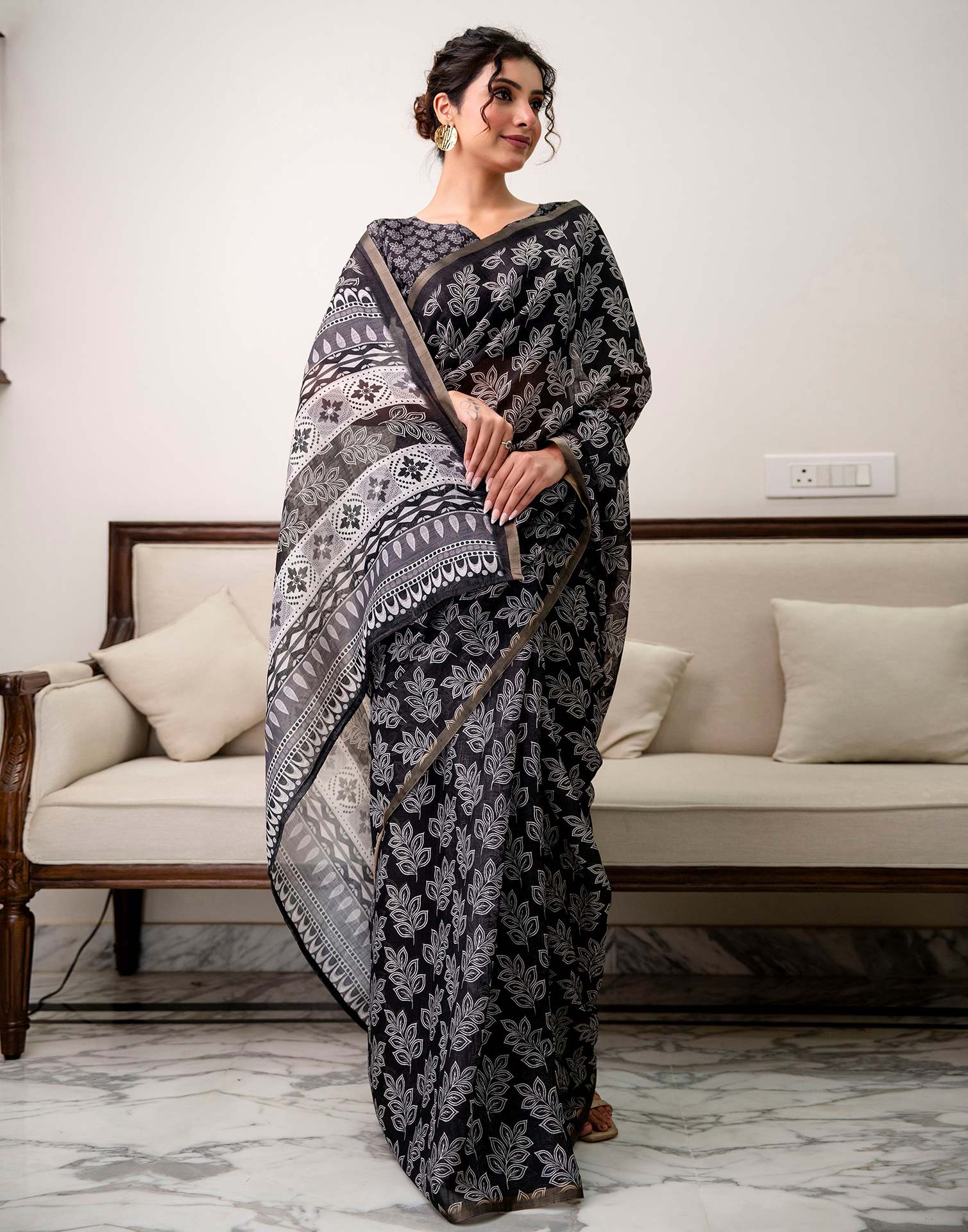 Black Linen Printed Saree