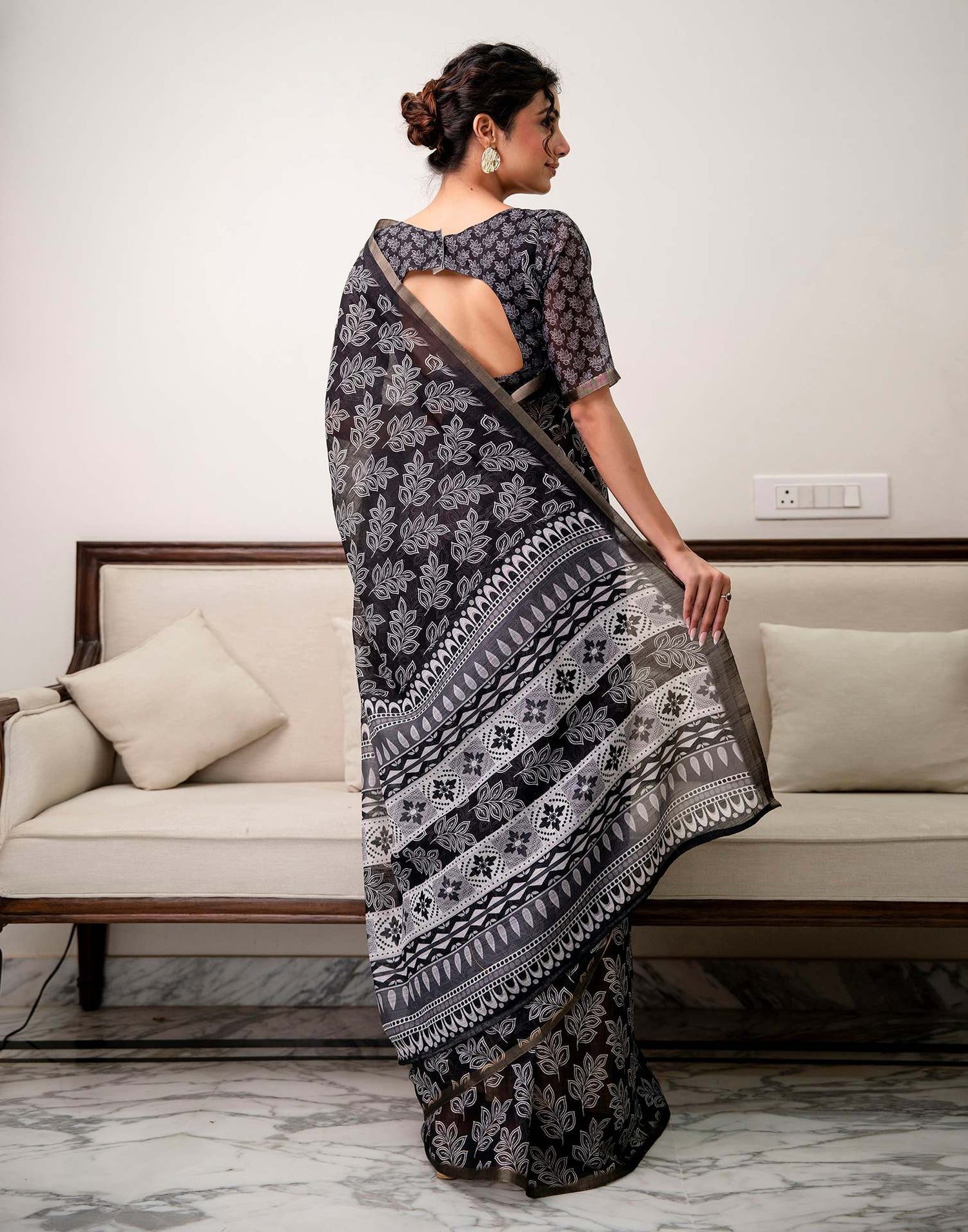 Black Linen Printed Saree