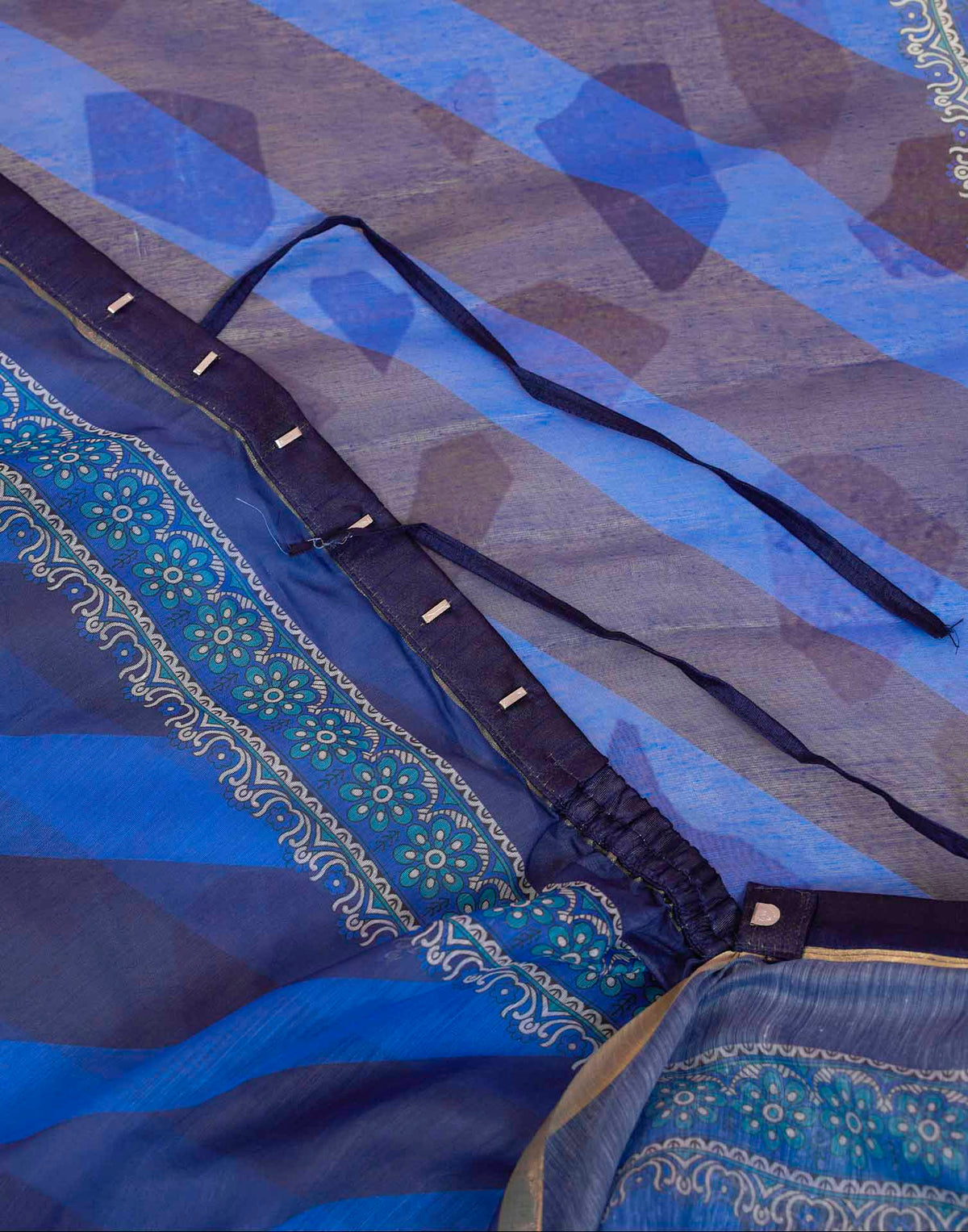 Ready To Wear Dark Blue Linen Printed Saree