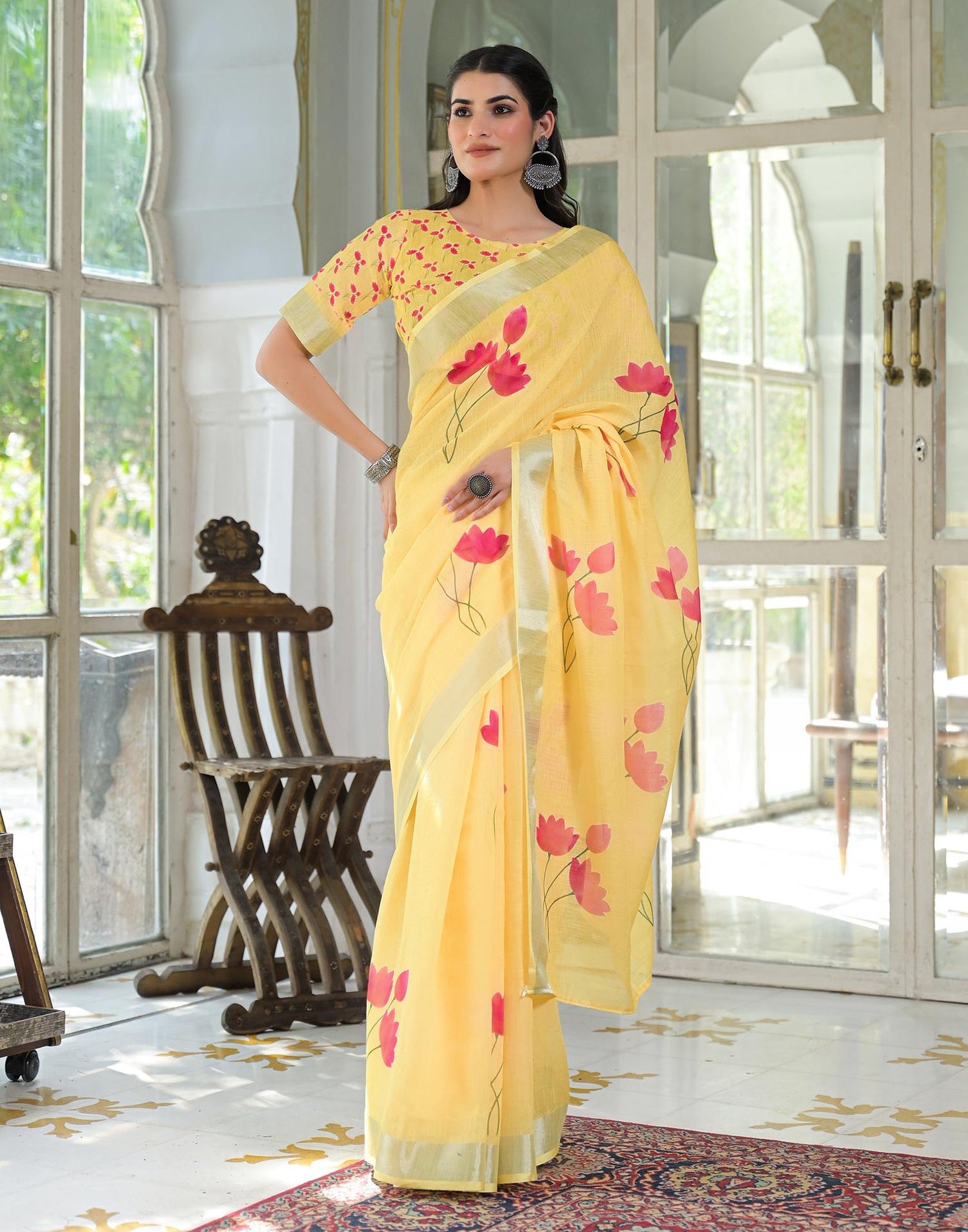 Light Yellow Linen Floral Printed Saree