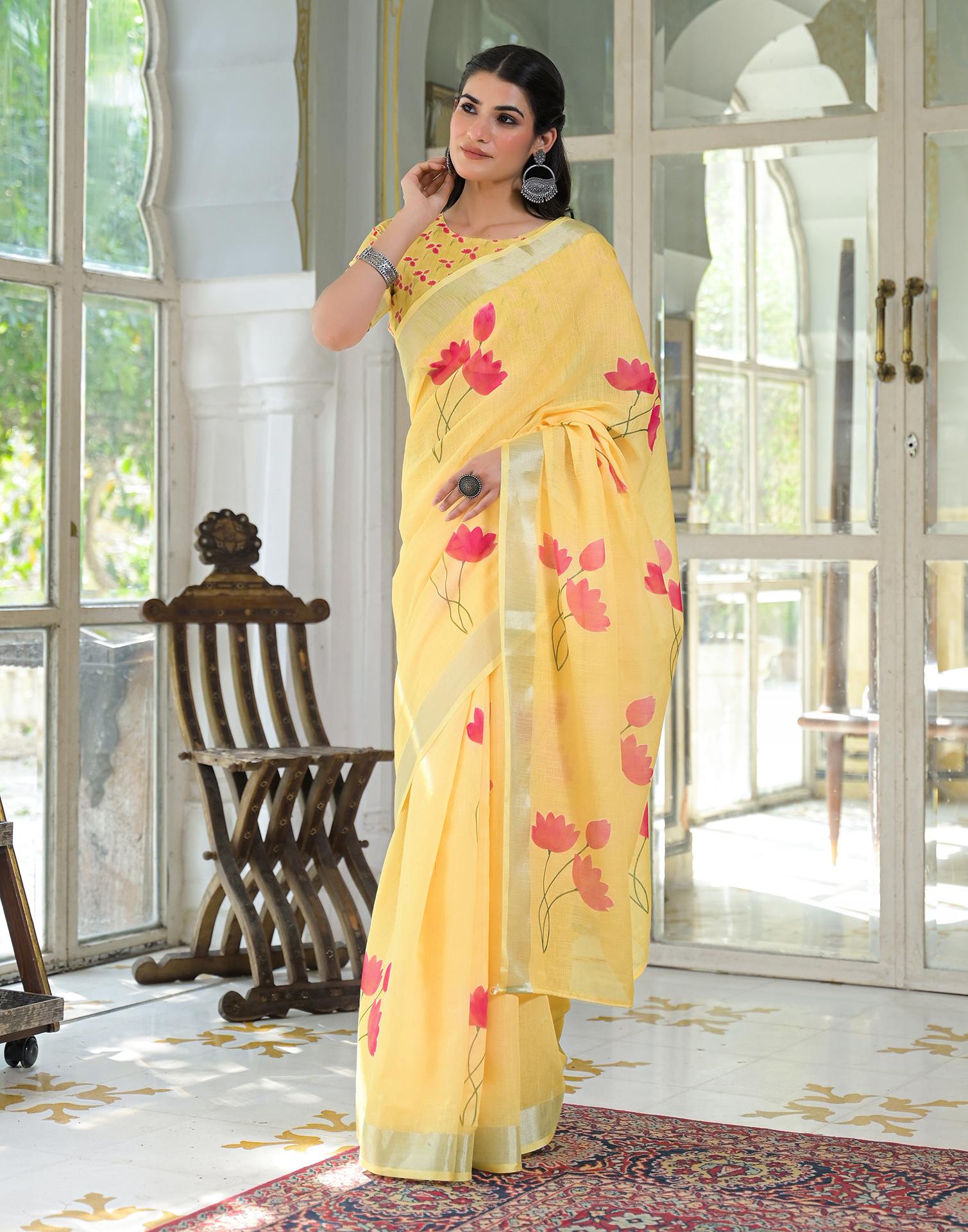 Light Yellow Linen Floral Printed Saree