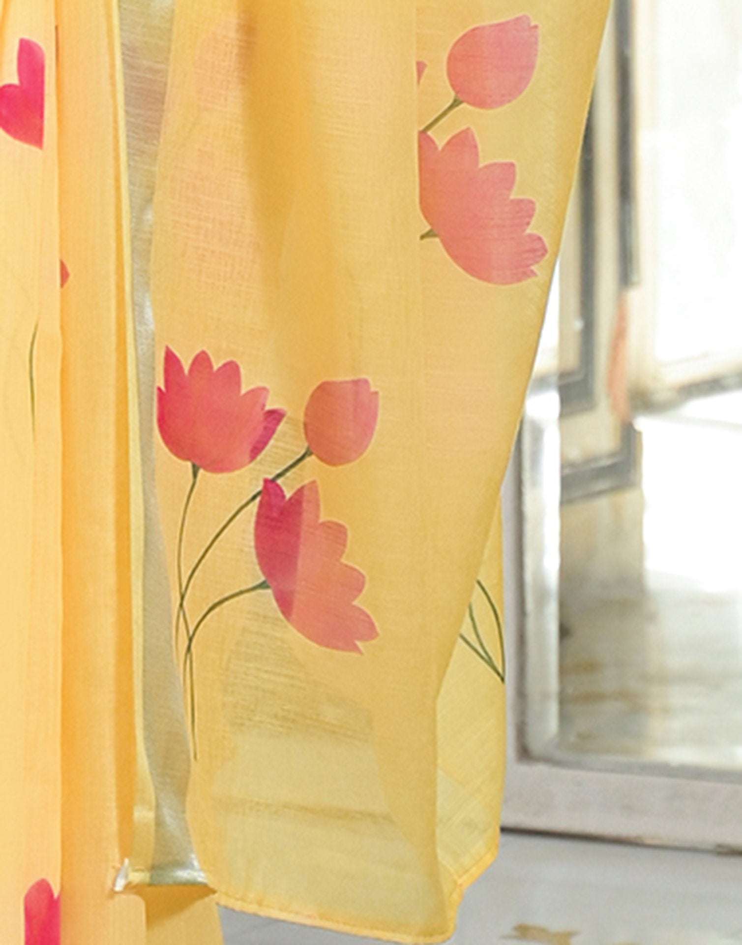 Light Yellow Linen Floral Printed Saree