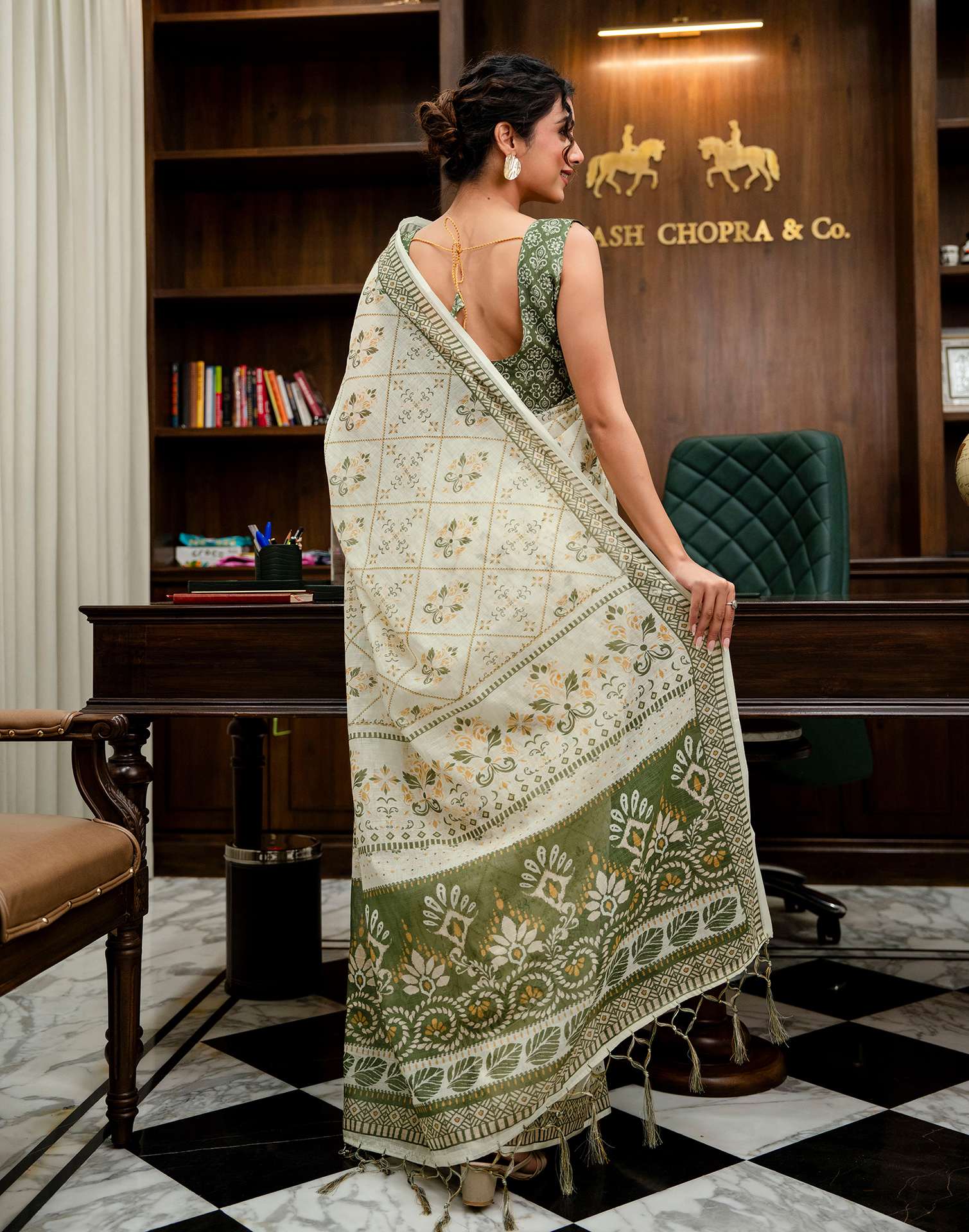Cream Linen Printed Saree 