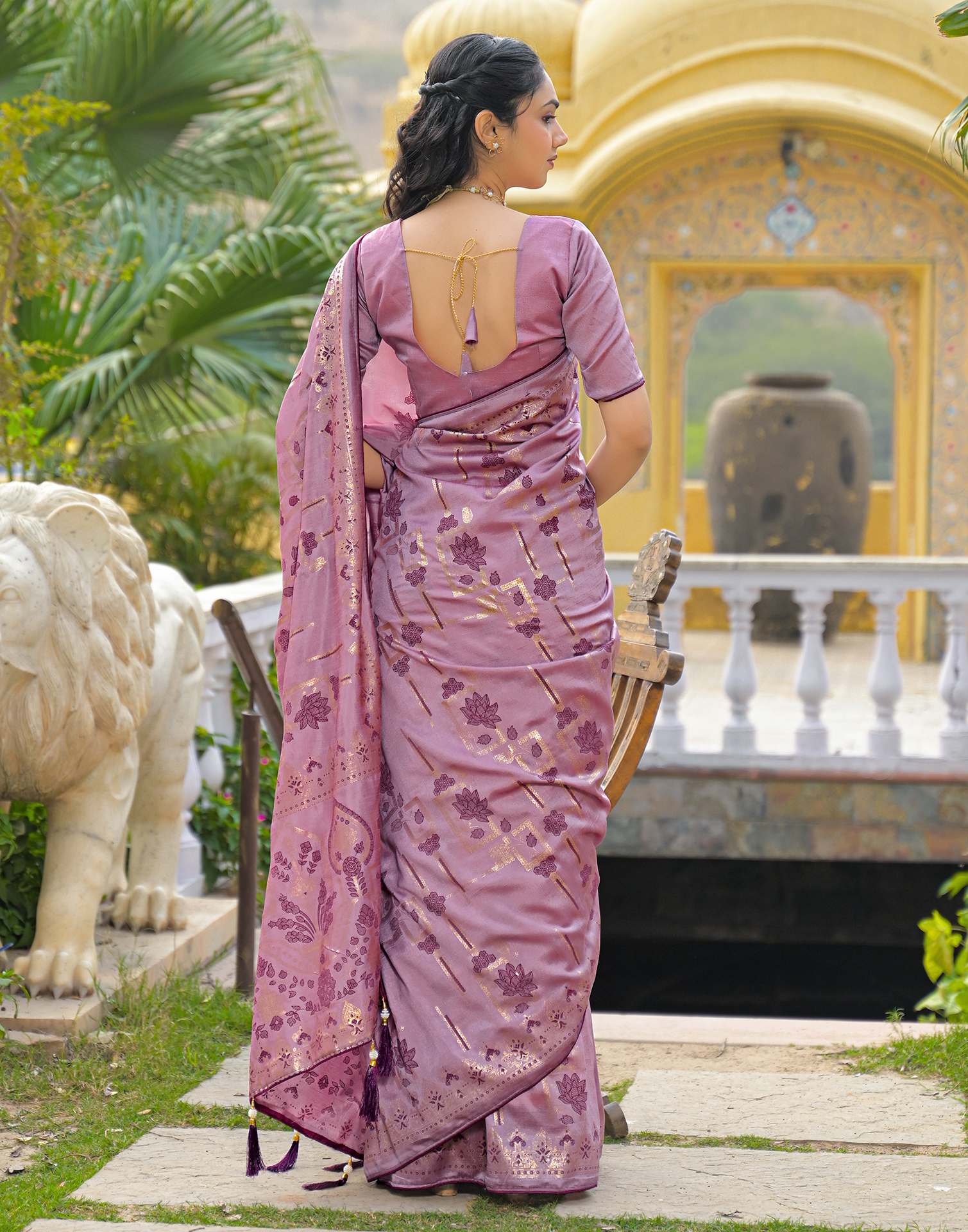 Dusty Mauve Vichitra Silk Foil Printed Saree