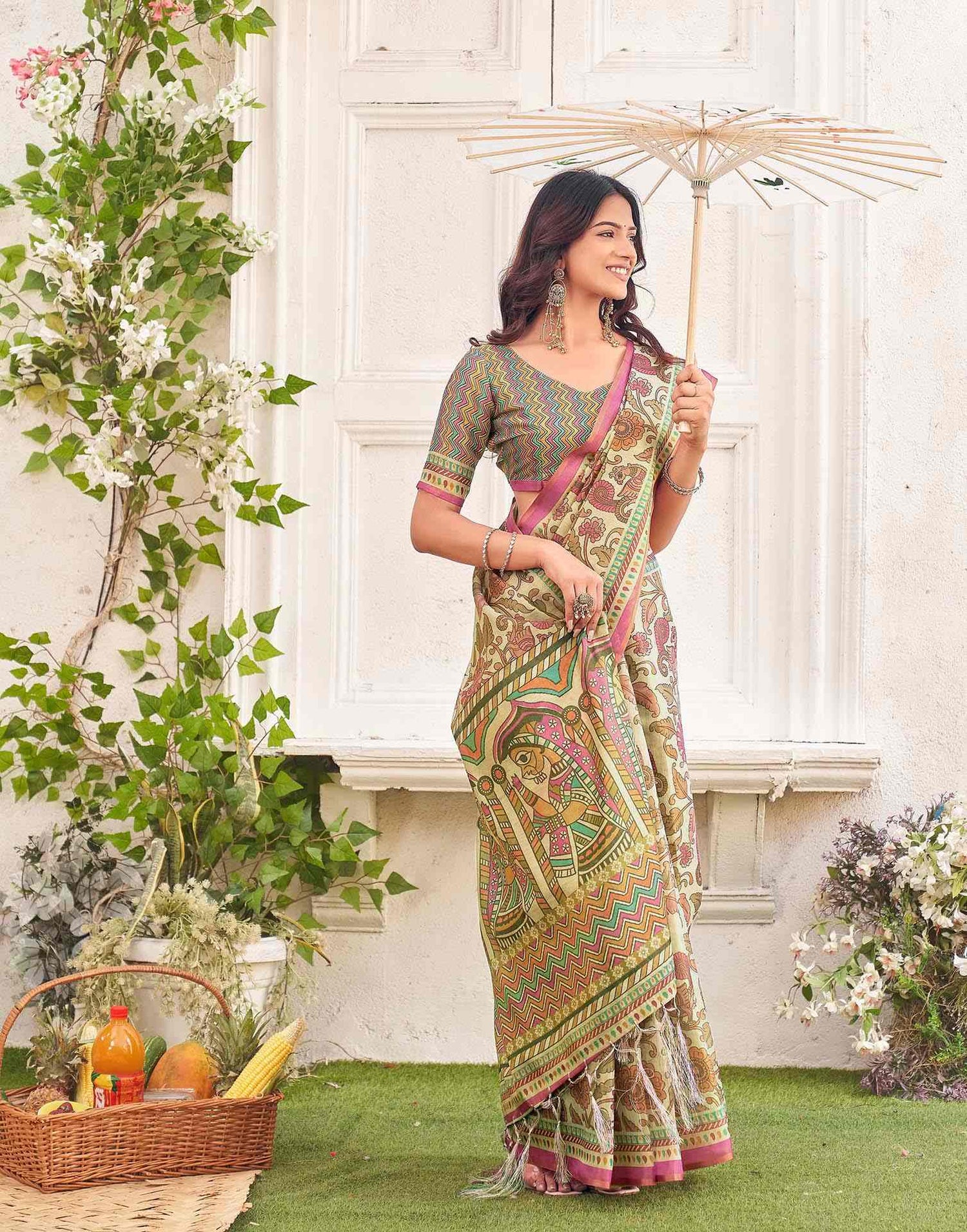 Dark Beige Shimmer Silk Printed Kalamkari Saree 