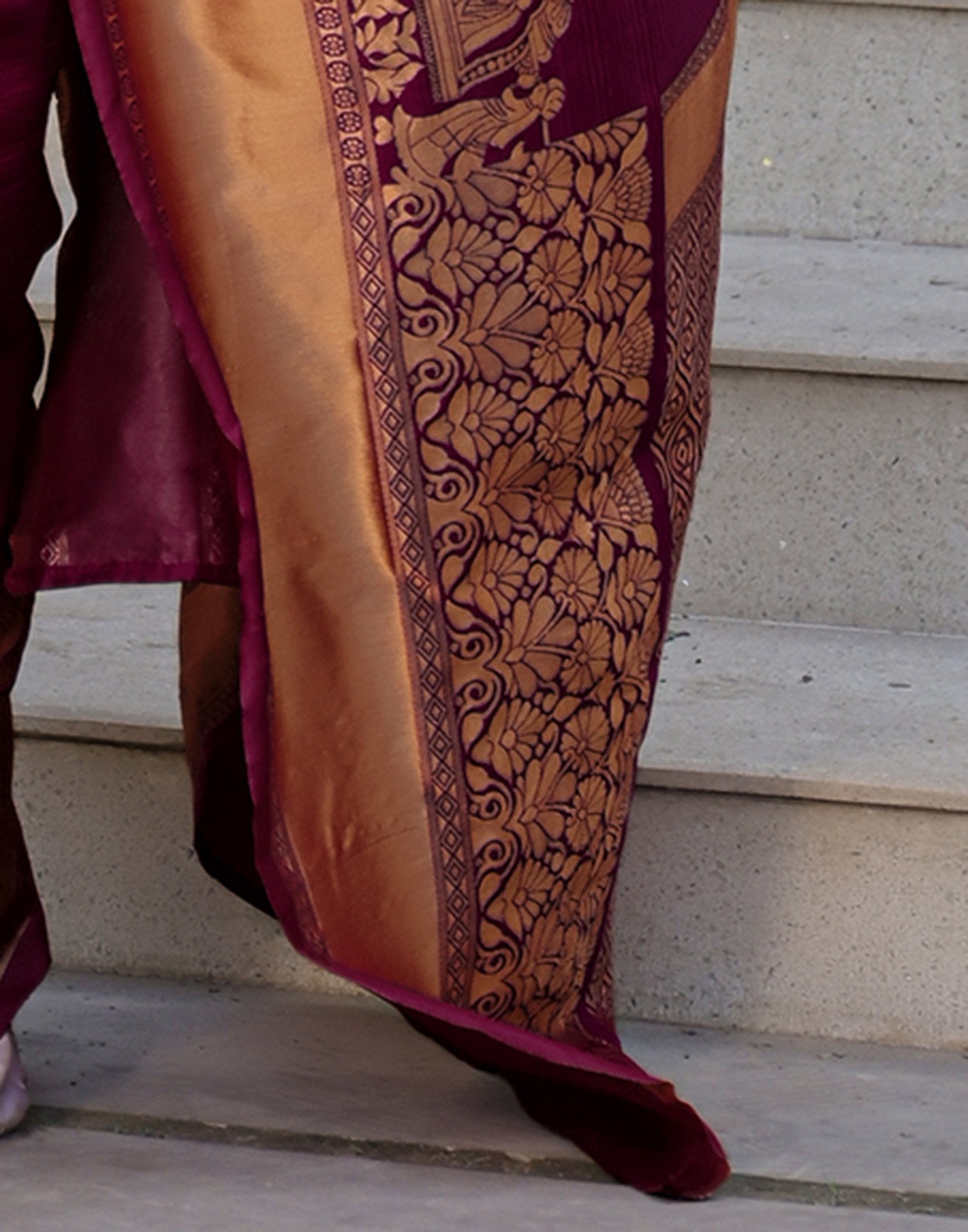 Purple Silk Woven Kanjivaram Saree