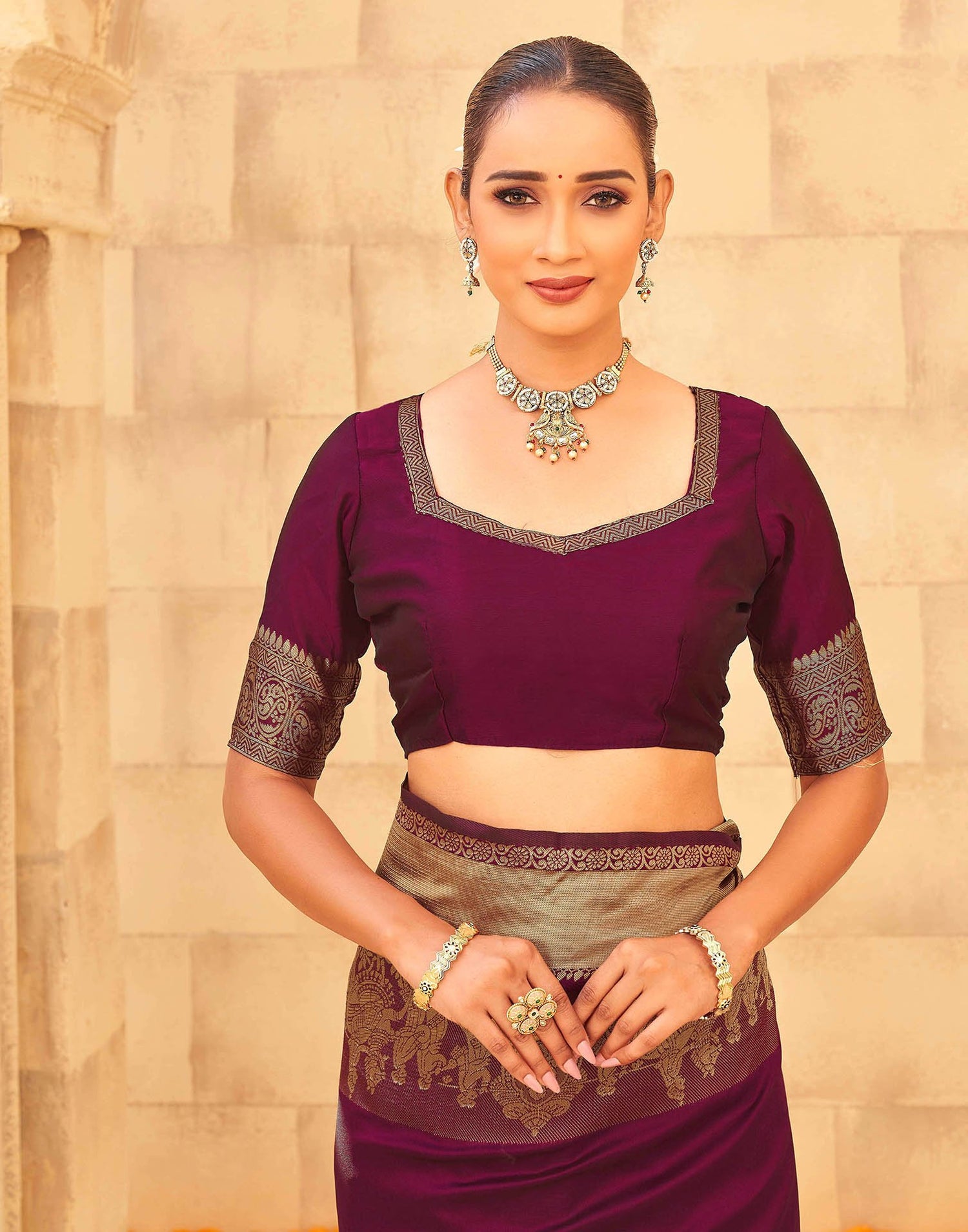 Dark Magenta Silk Woven Kanjivaram Saree