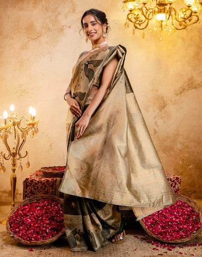 Dark Green Silk Woven Kanjivaram Saree