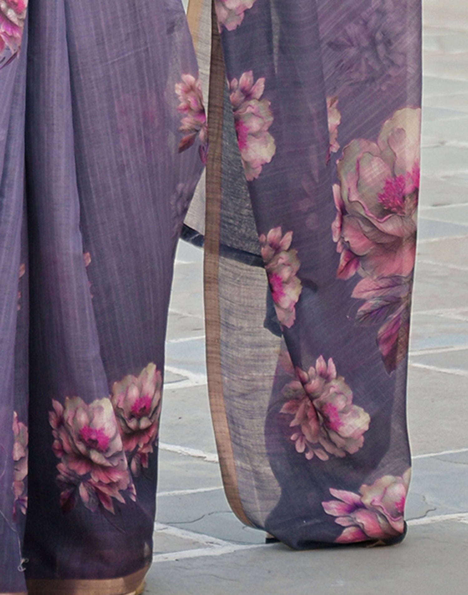Dusty Purple Linen Floral Printed Saree