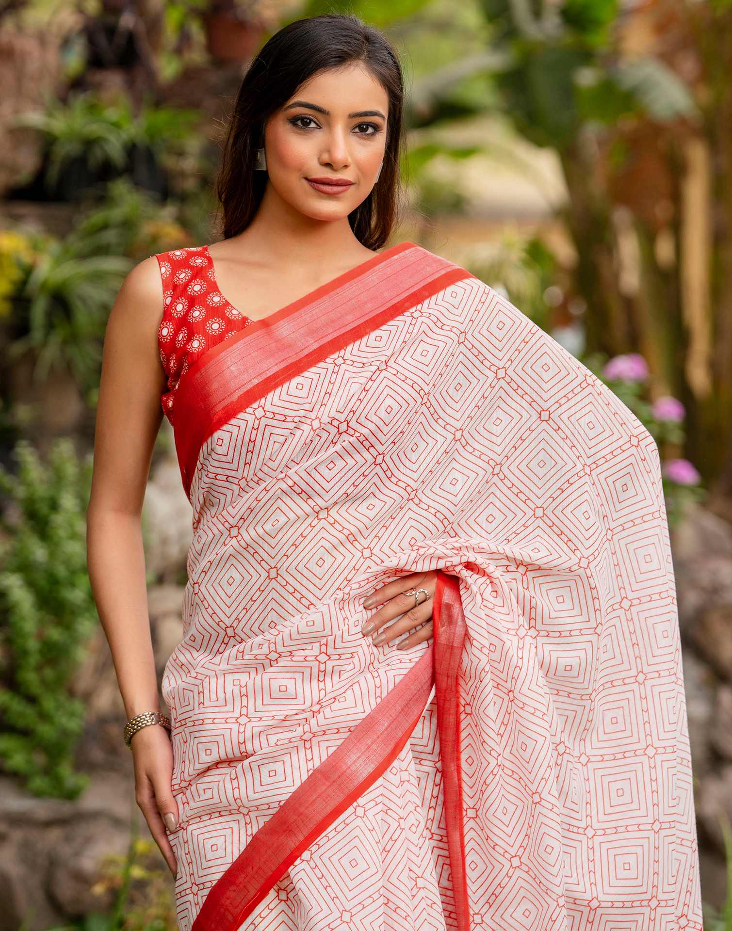 White Linen Printed Saree
