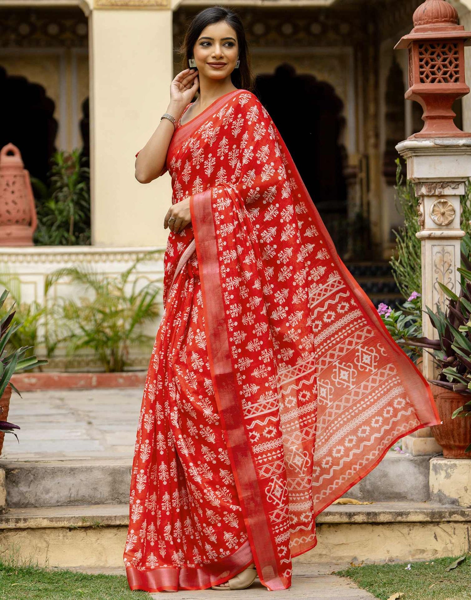 Red Linen Printed Saree