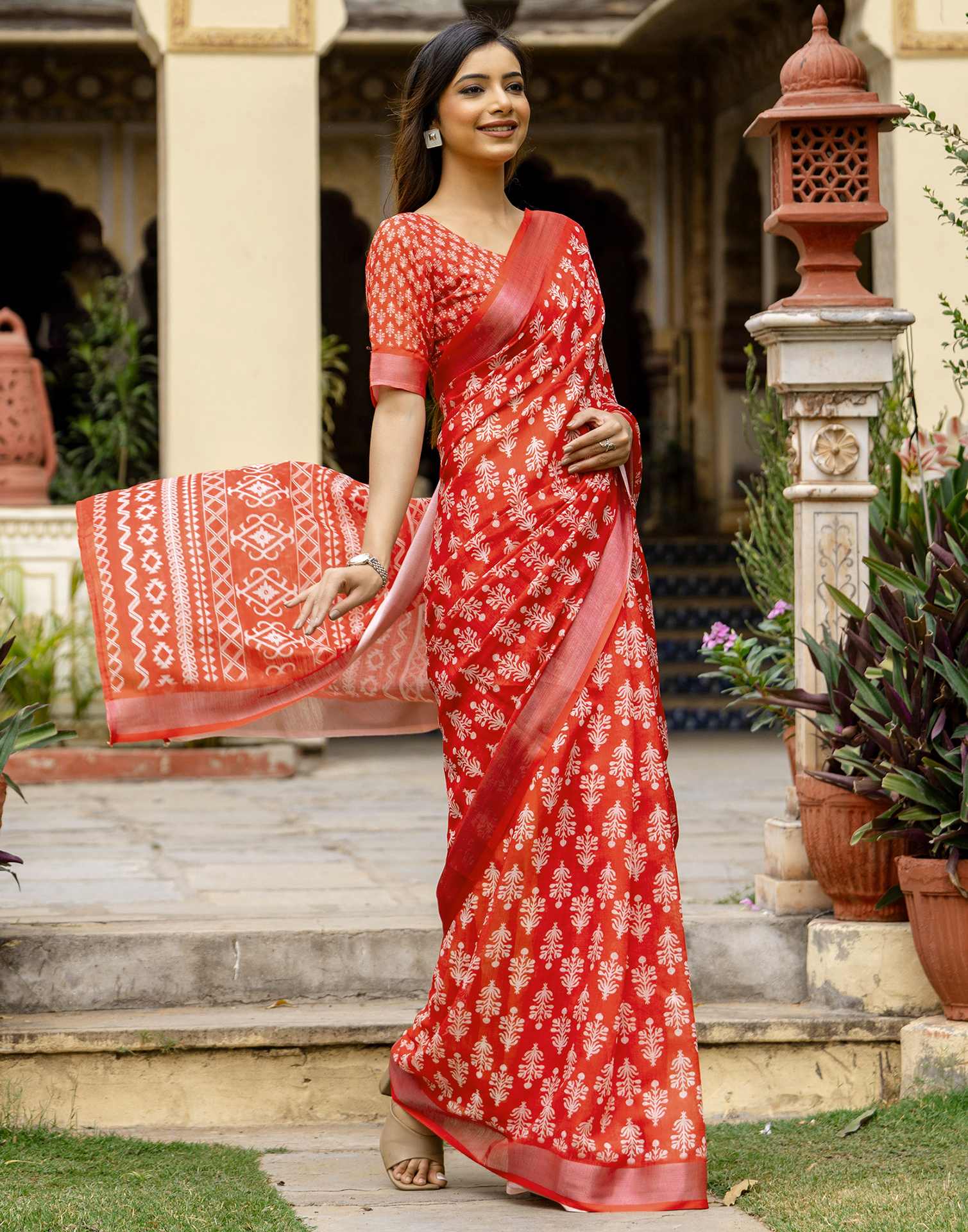 Red Linen Printed Saree