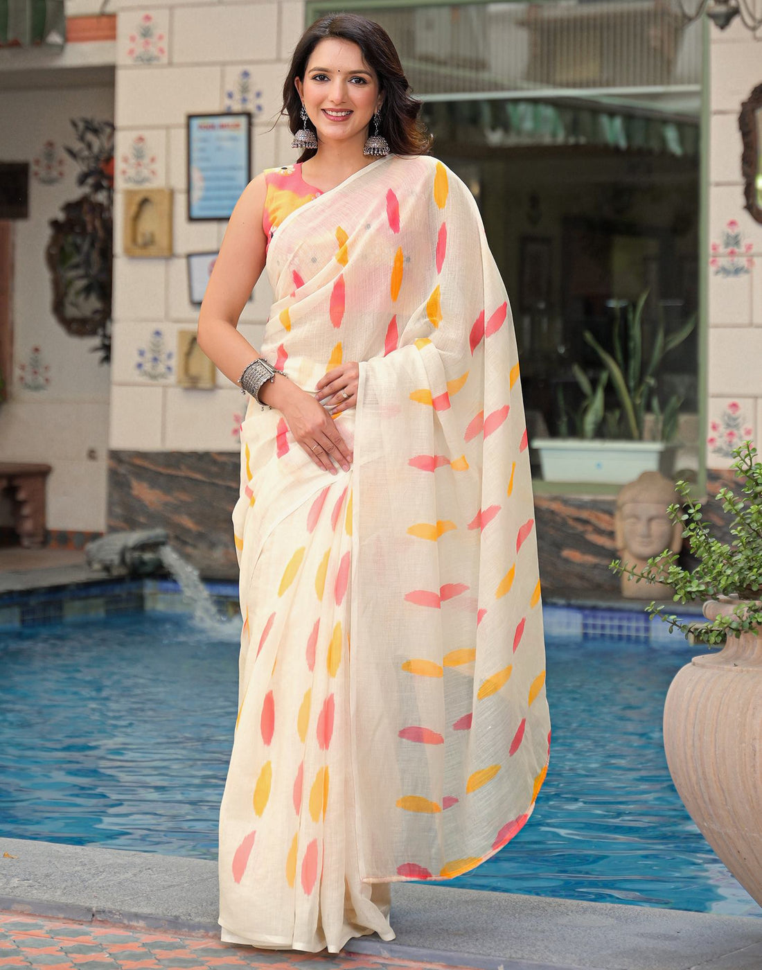 Cream Linen Printed Saree