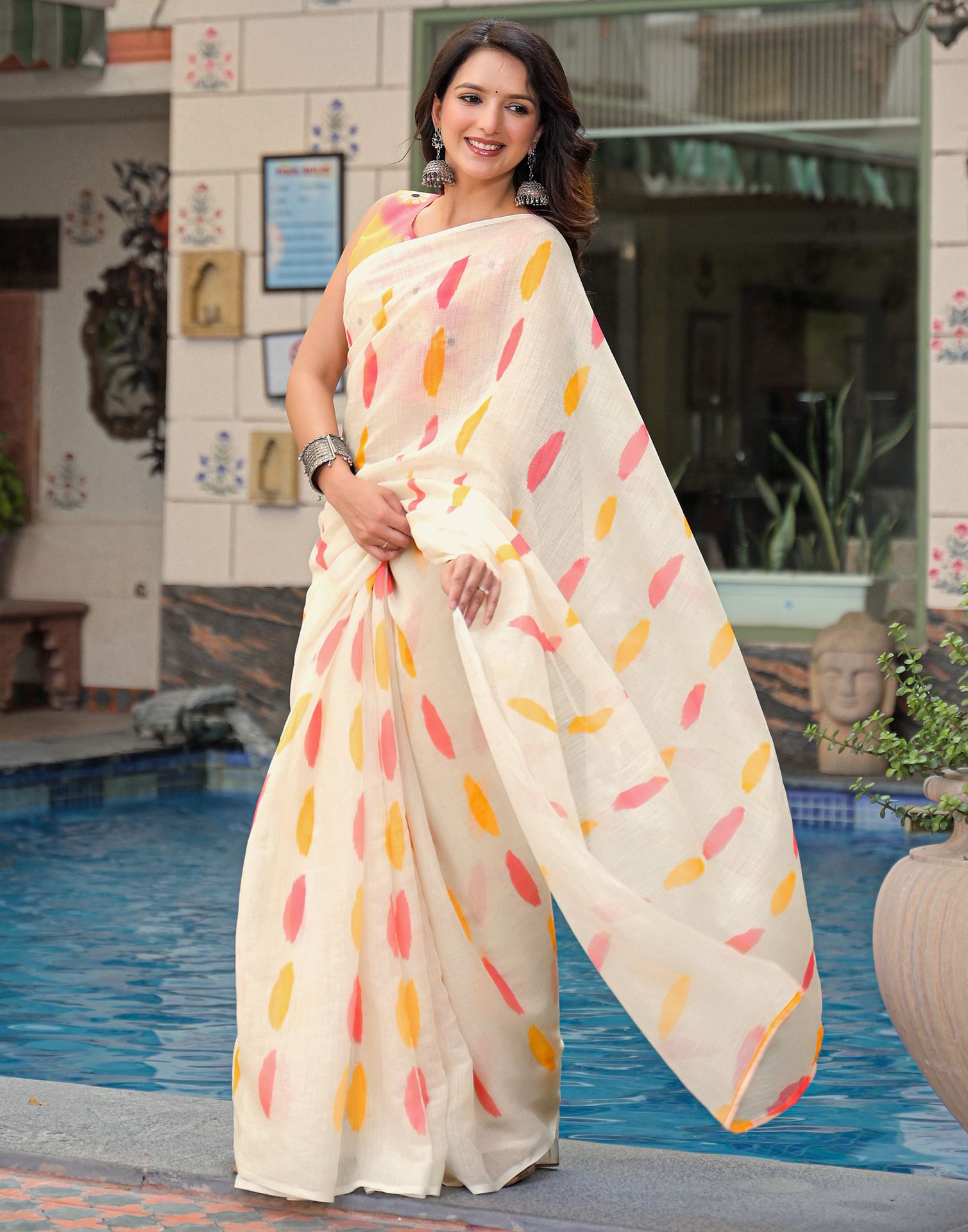 Cream Linen Printed Saree