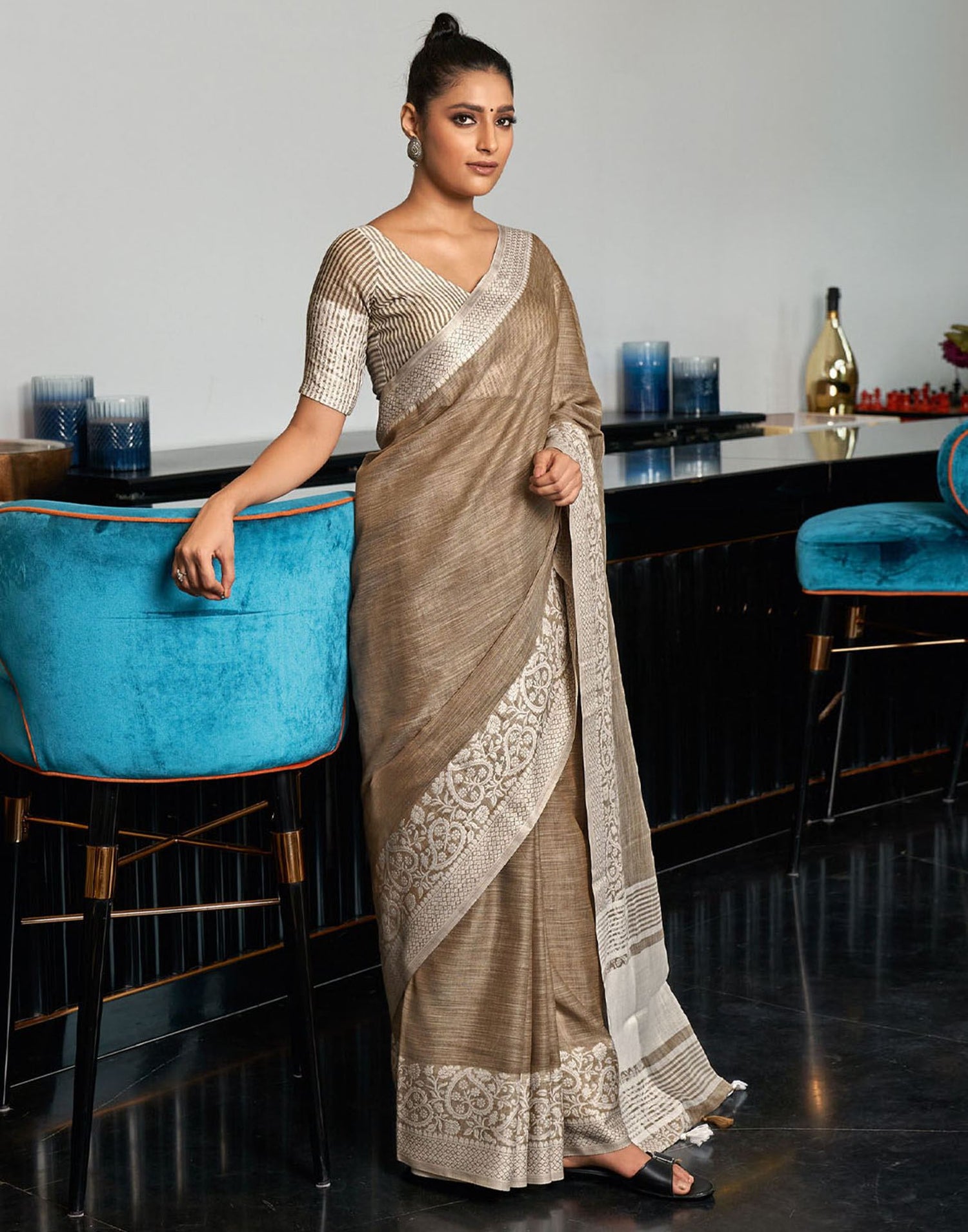 Dusty Beige Cotton Woven Saree