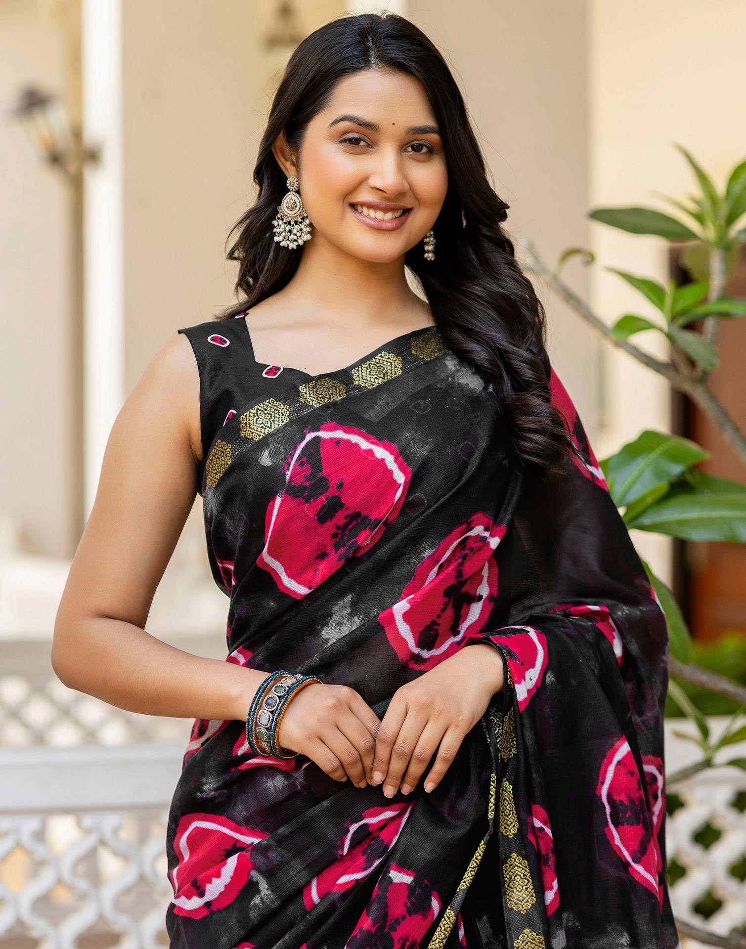 Black Cotton Printed Woven Border Saree