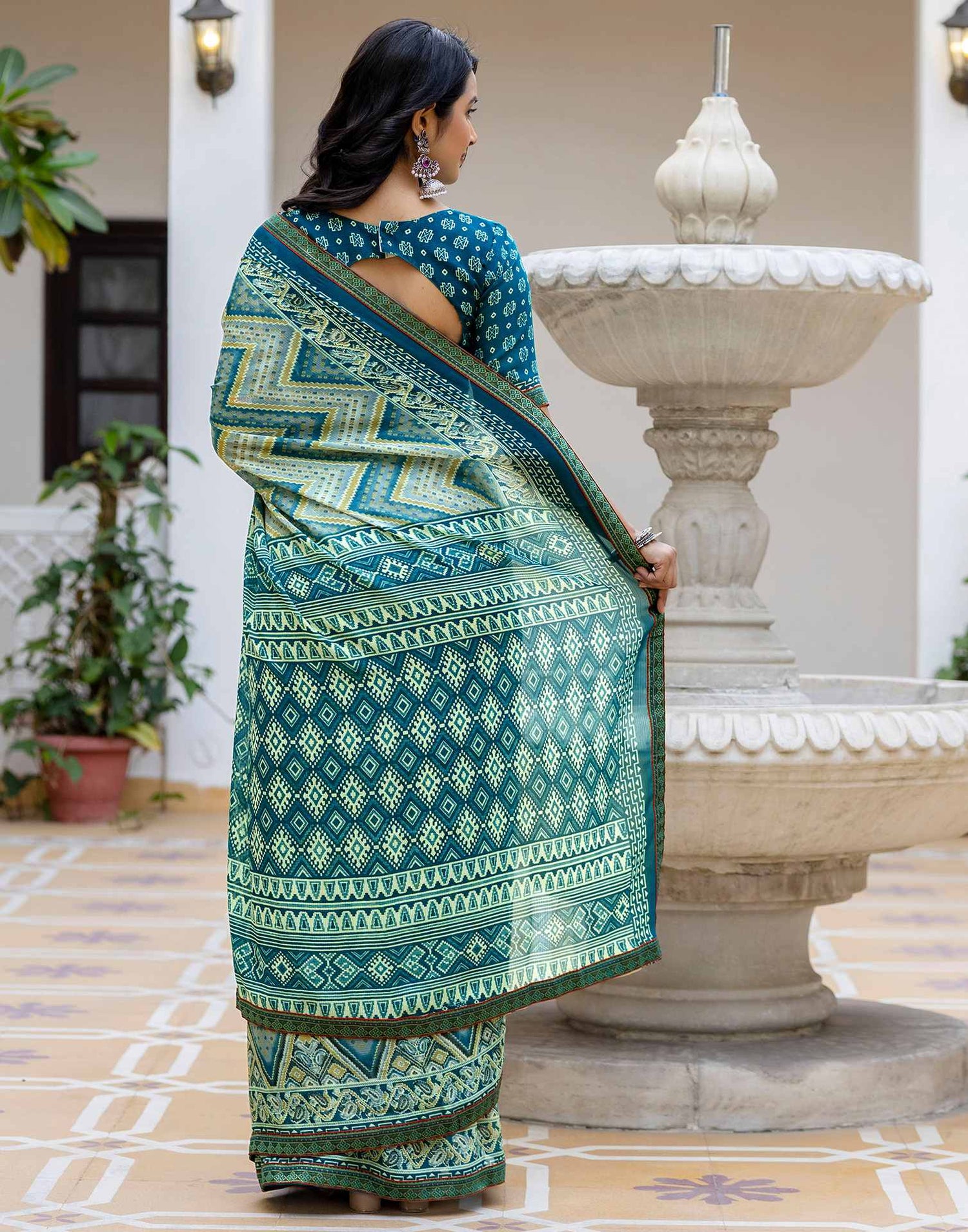 Grey Georgette Ikkat Printed Lace Saree