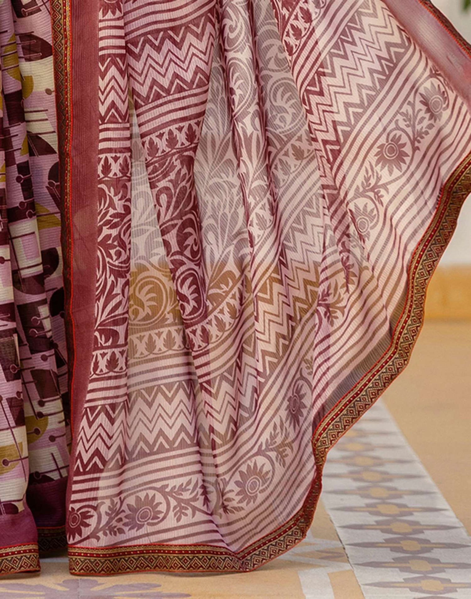 Dusty Rose Pink Georgette Printed Lace Saree