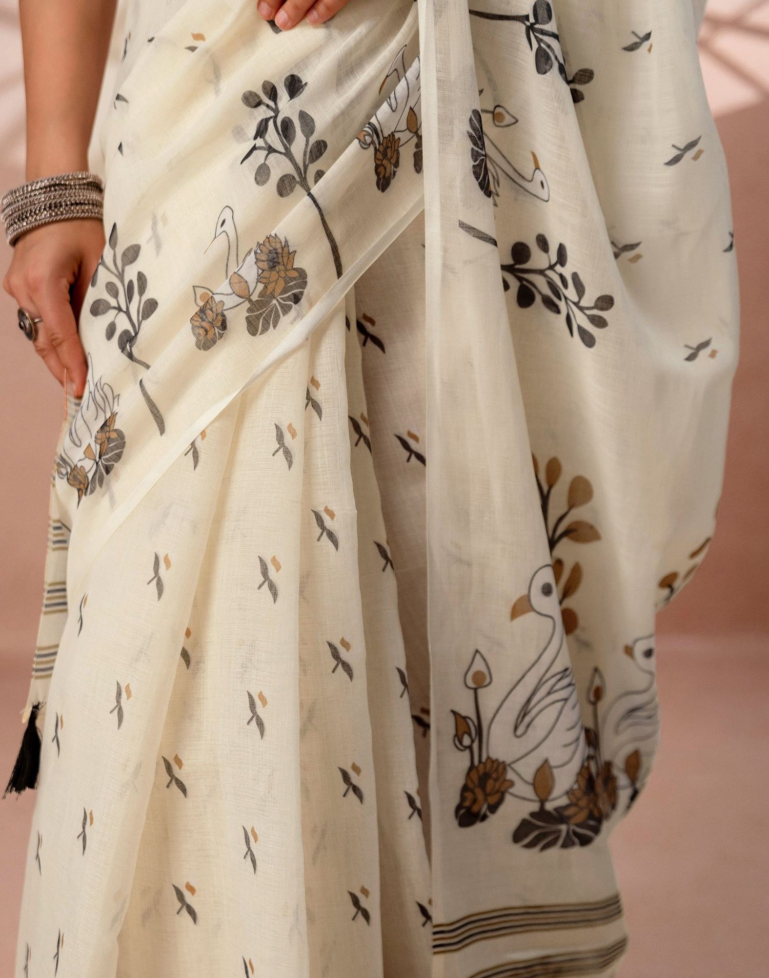 Beige Linen Printed Saree