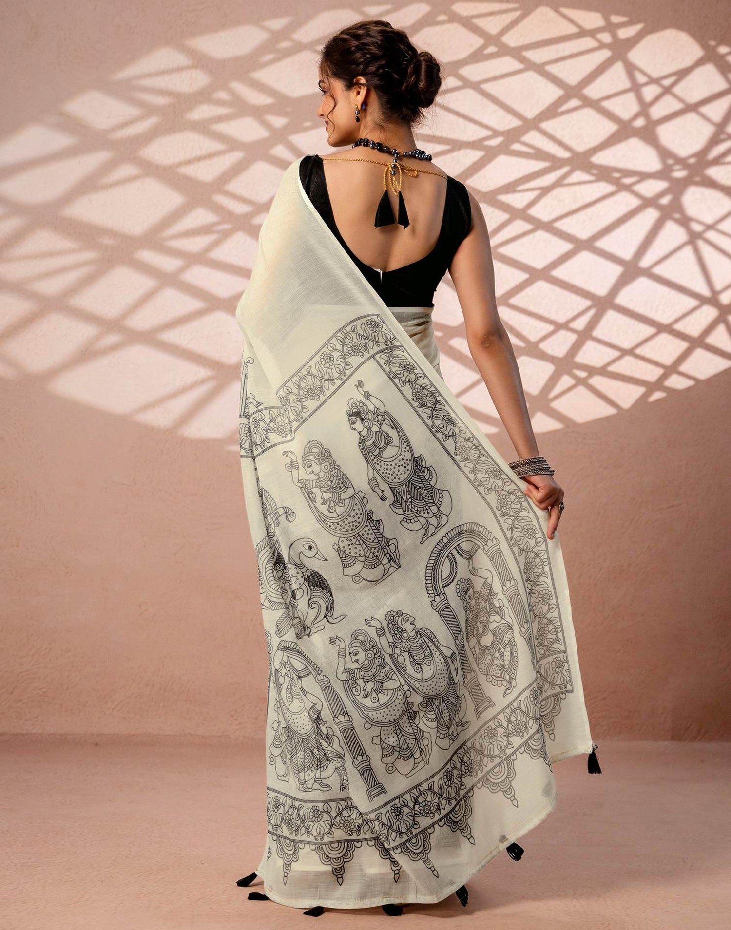 Off White Linen Kalamkari Printed Saree