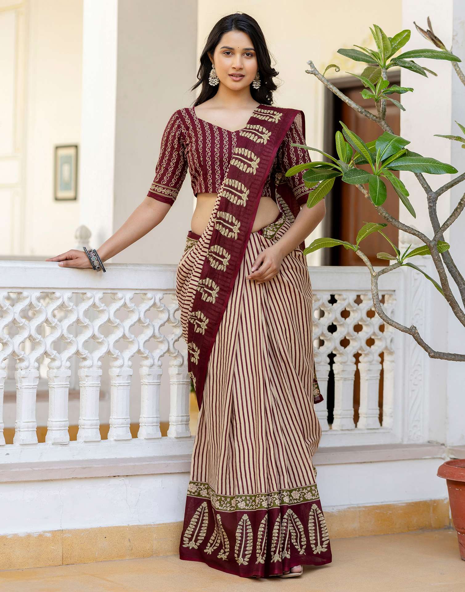 Beige Cotton Printed Saree
