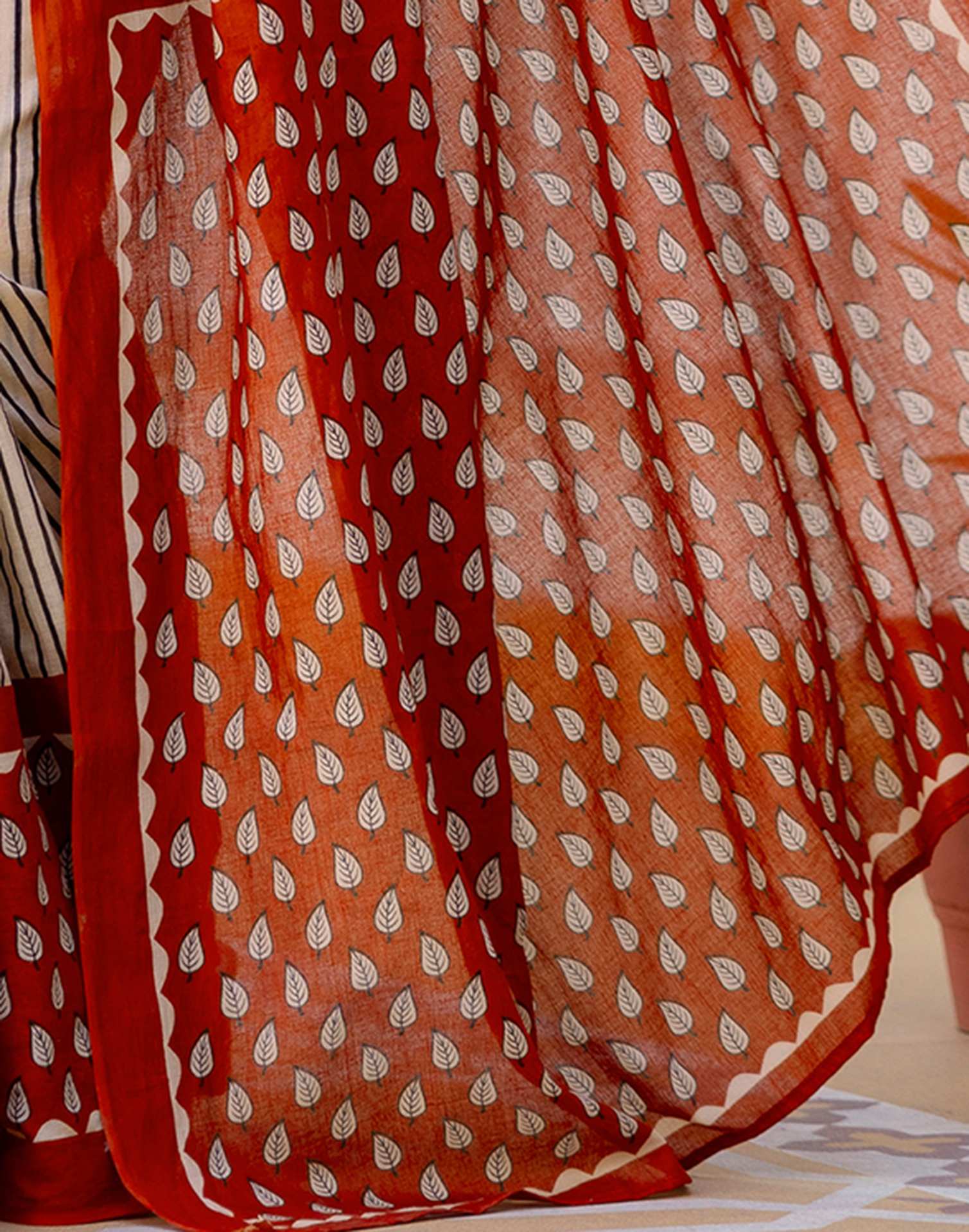Beige Cotton Printed Saree