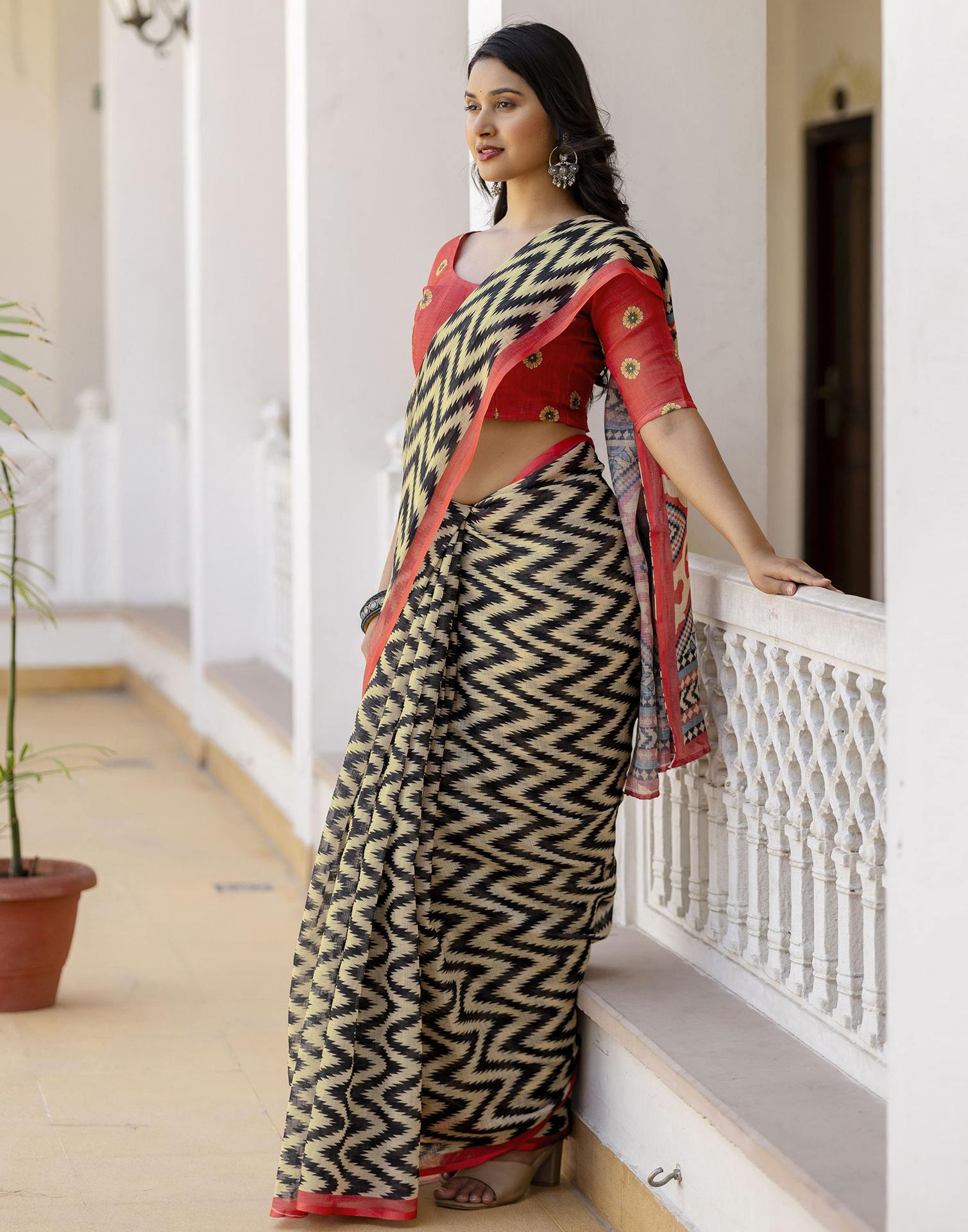 Beige Linen Printed Saree