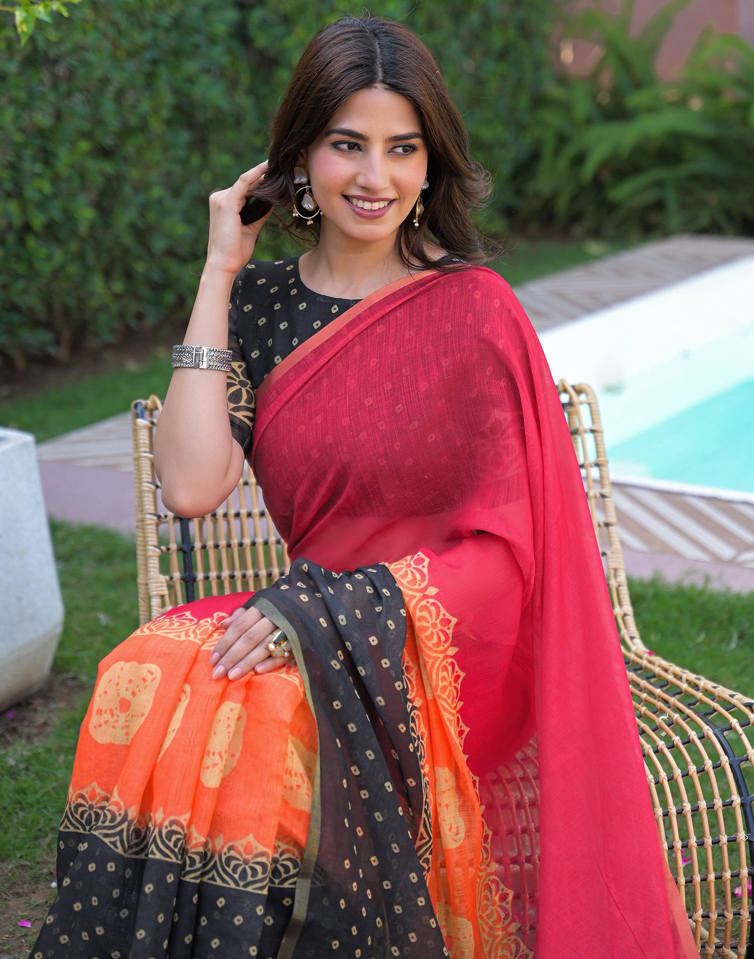 Pink Linen Bandhani Printed Printed Saree
