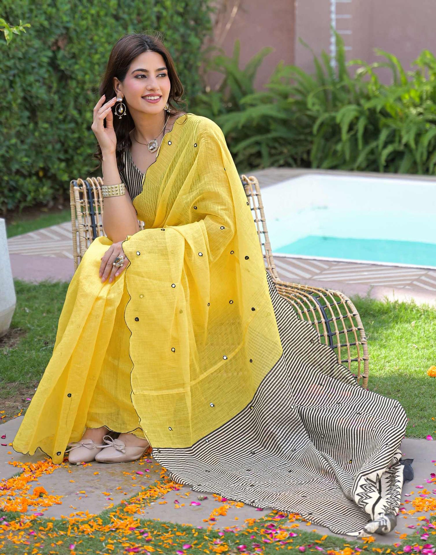 Yellow Linen Mirror Work Printed Saree