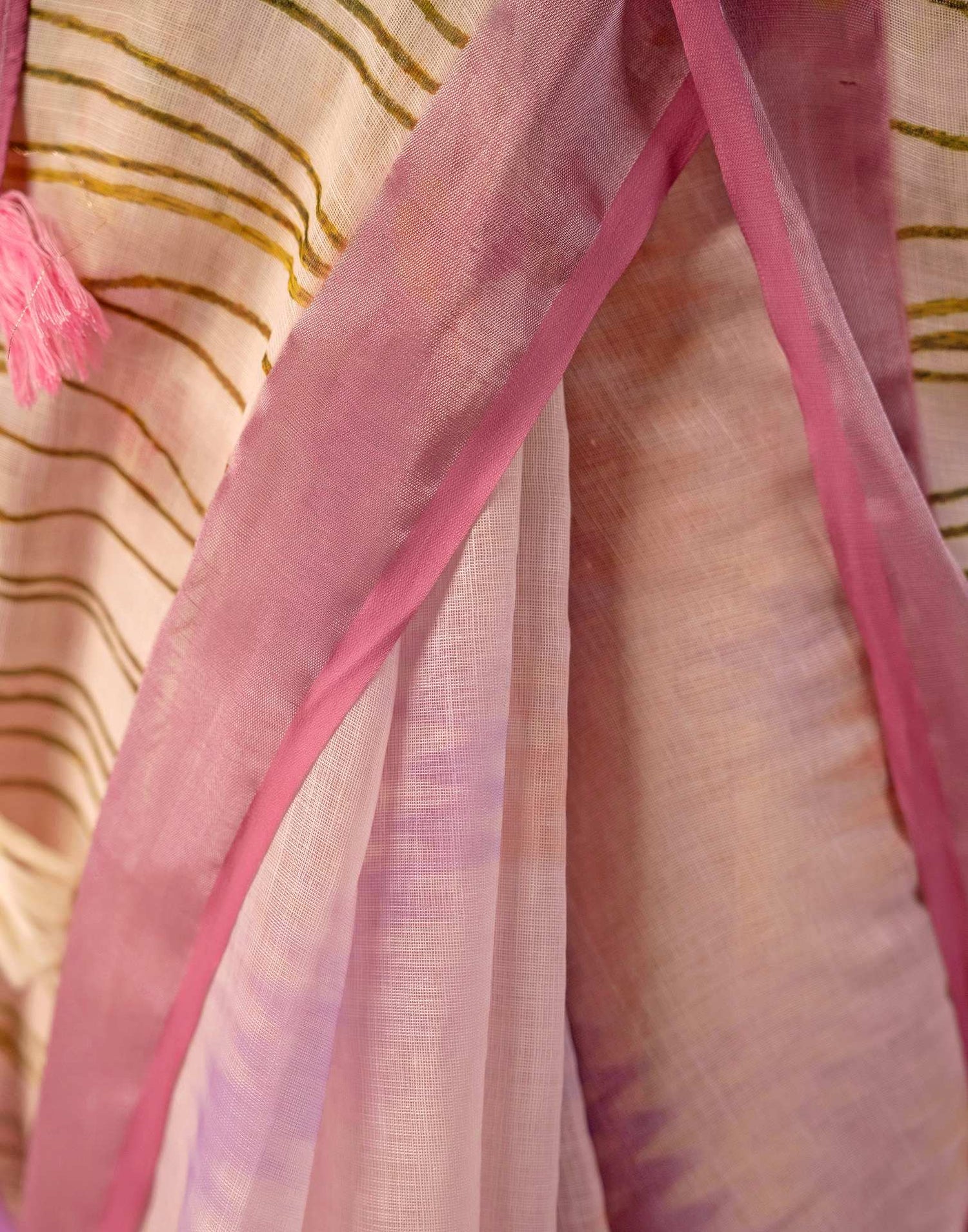 Light Pink Linen Printed Zari Border Saree