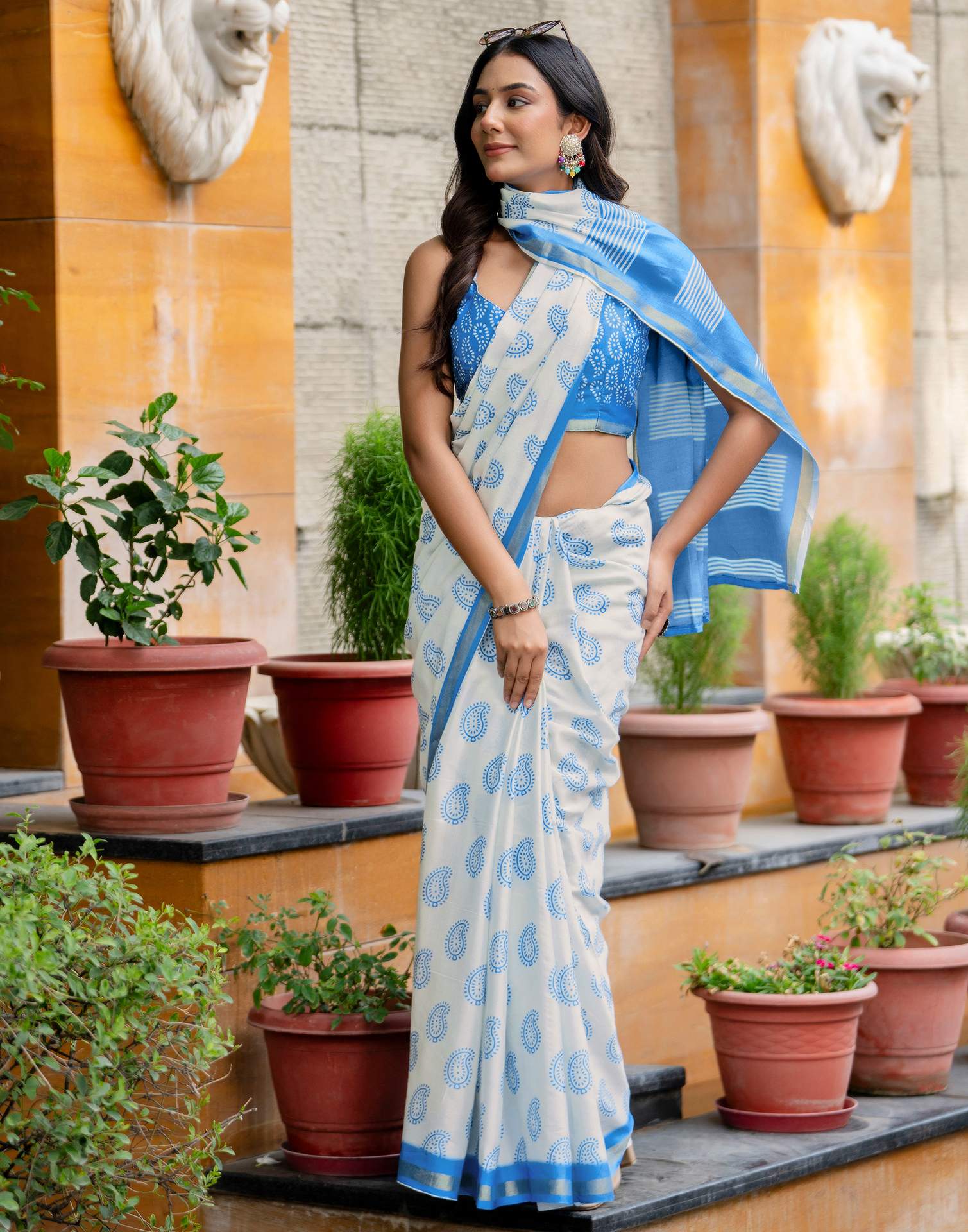 Off White Silk Printed Zari Border Saree