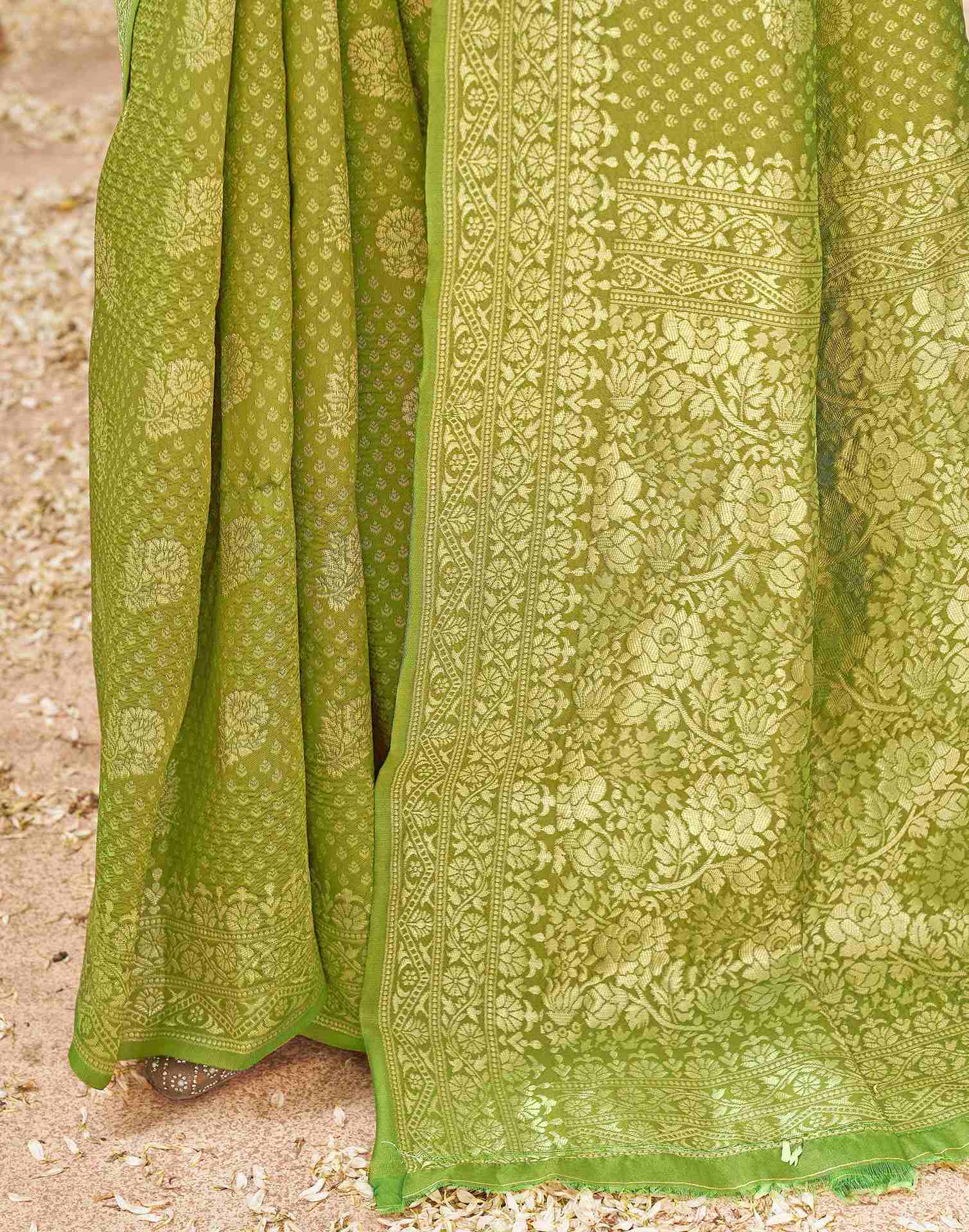 Mehndi Green Silk Woven Banarasi Saree