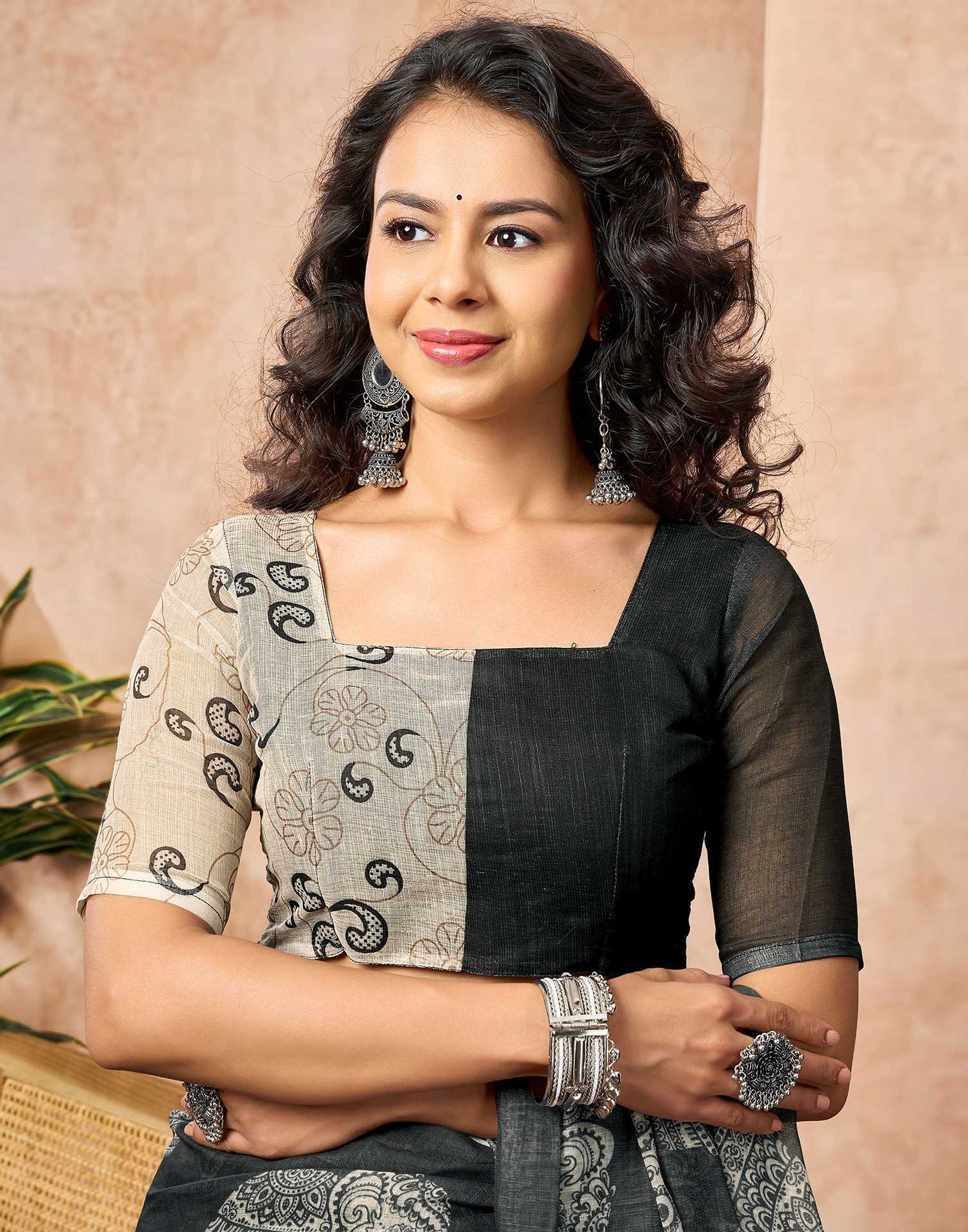 Black Linen Printed Saree