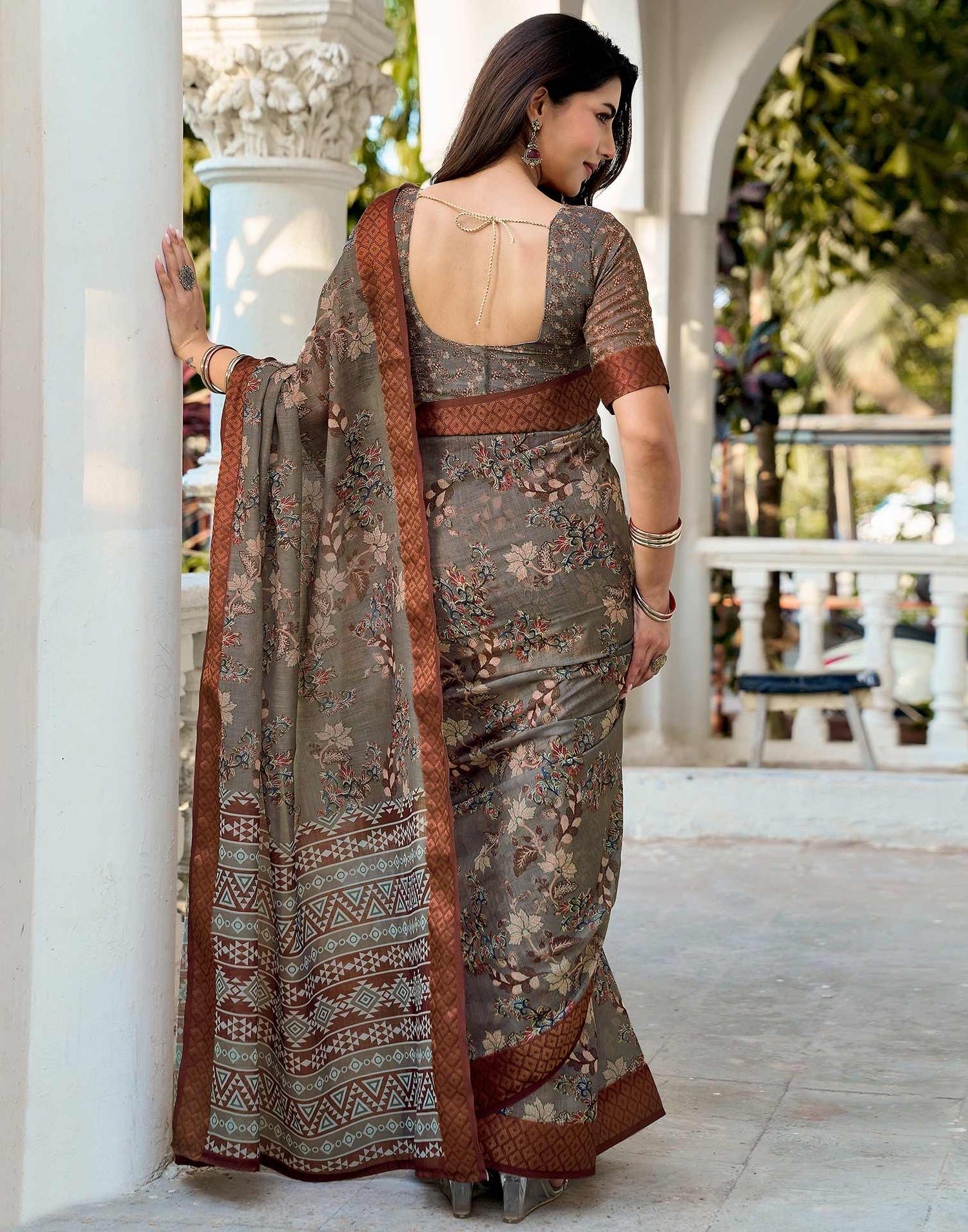 Dusty Beige Linen Woven Border Printed Saree